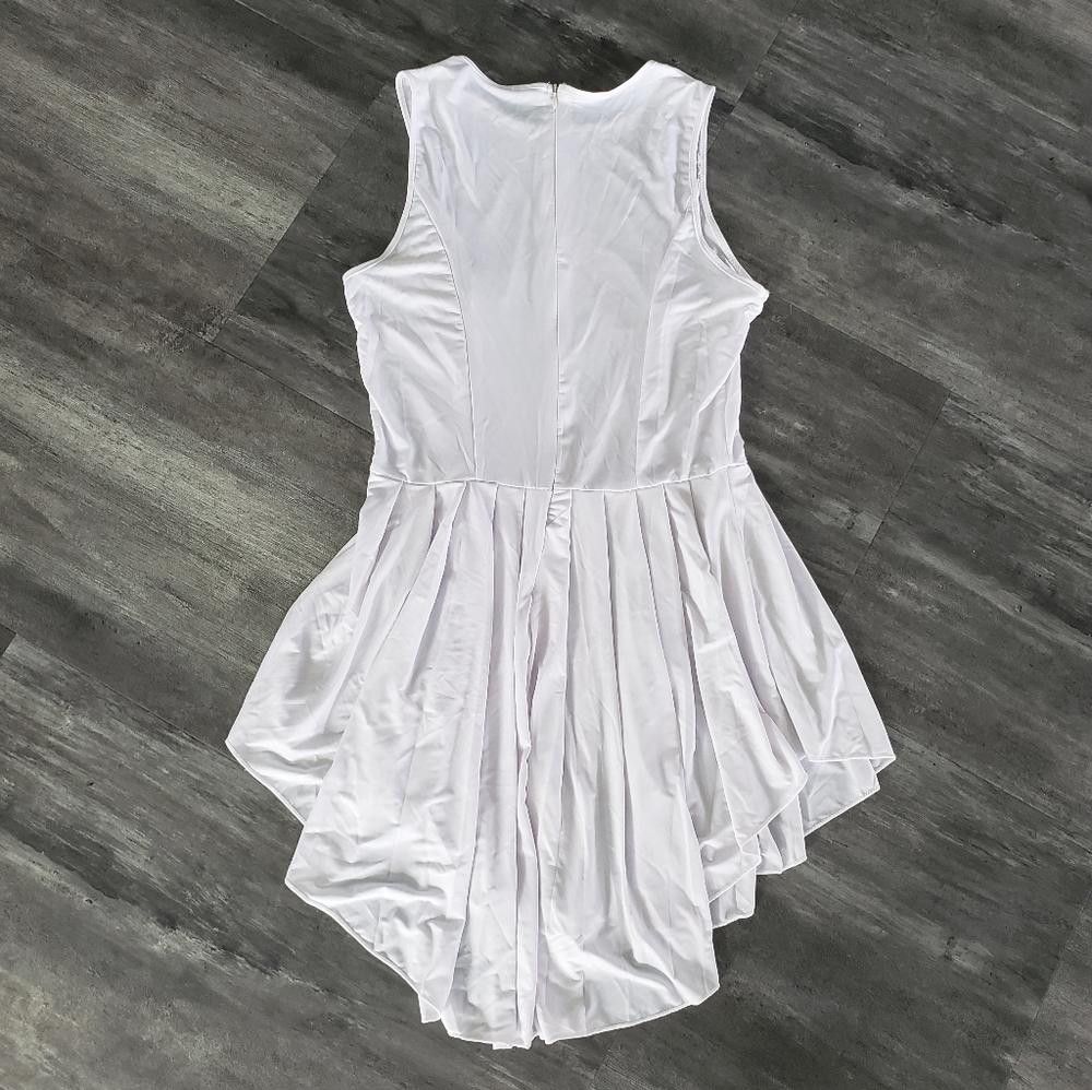 Designer White Classic Babydoll Pleated Mini Size M / US 6-8 / IT 42-44 - 2 Thumbnail