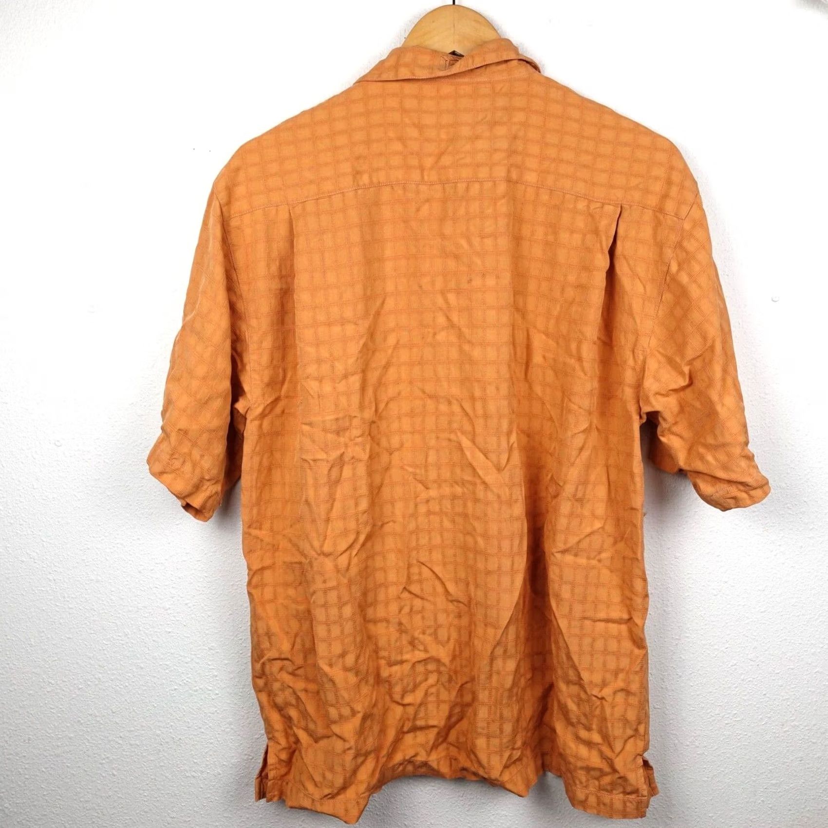 Tommy Bahama Tommy Bahama Button-Up Shirt Men’s Orange Short Sleeve M Silk Hawaiian Aloha Beach Shirt, Silky Summer Casual Shirt Mens M Size US M / EU 48-50 / 2 - 6 Thumbnail