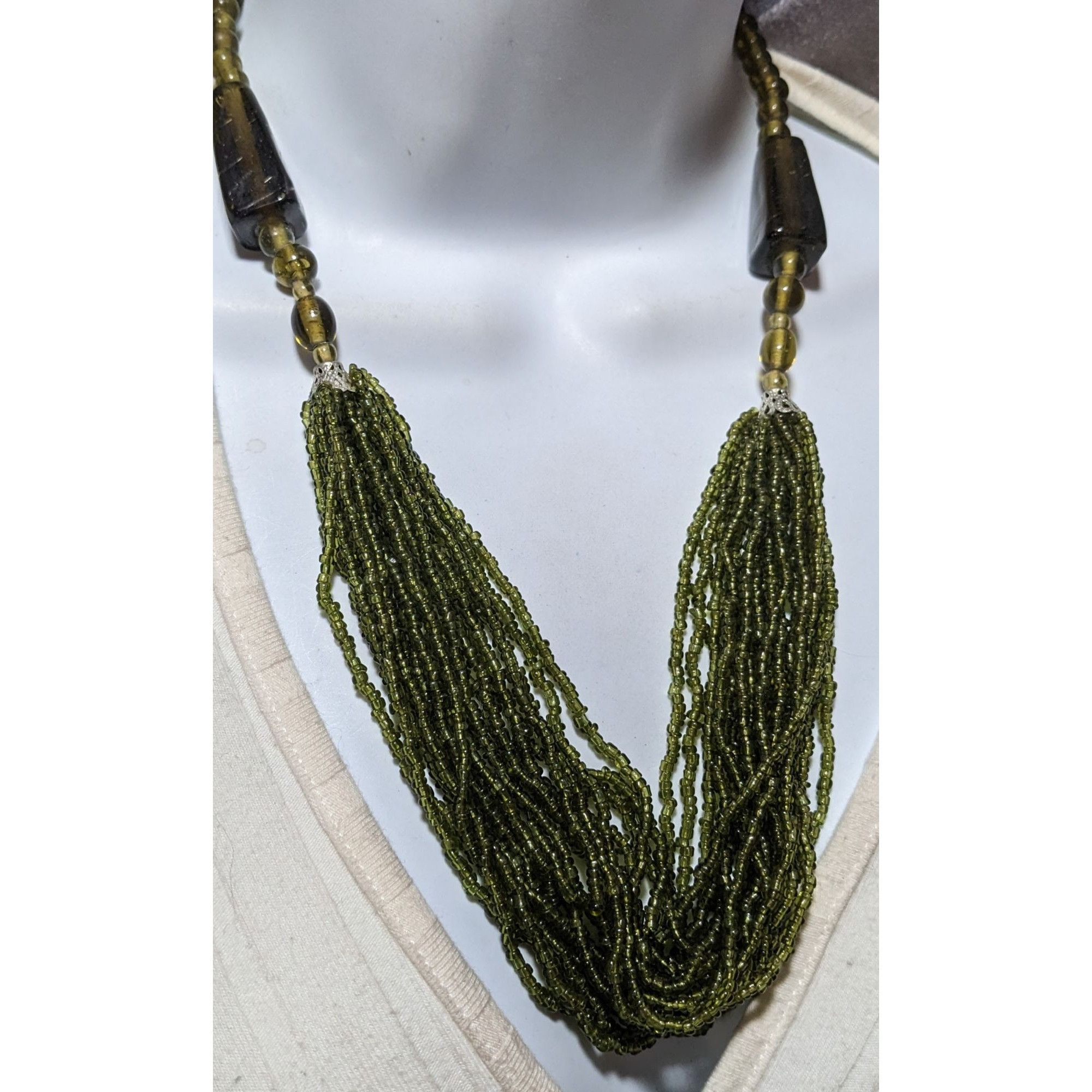 Other Charming Charlie Green Glass Beaded Necklace And Earring Set Size ONE SIZE - 7 Thumbnail