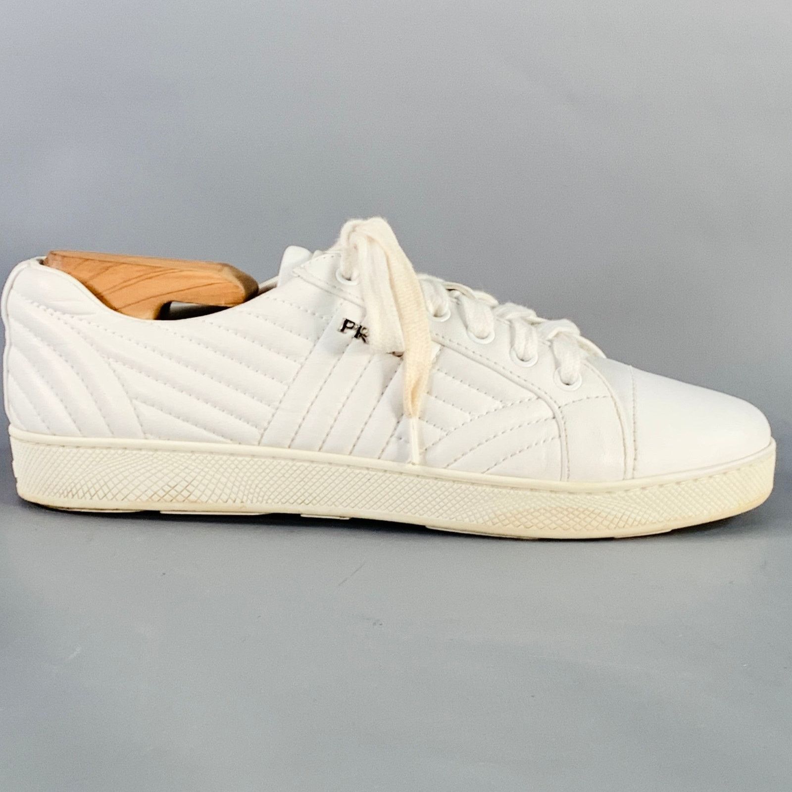 PRADA Size 8 White Leather Quilted Low Top Sneakers