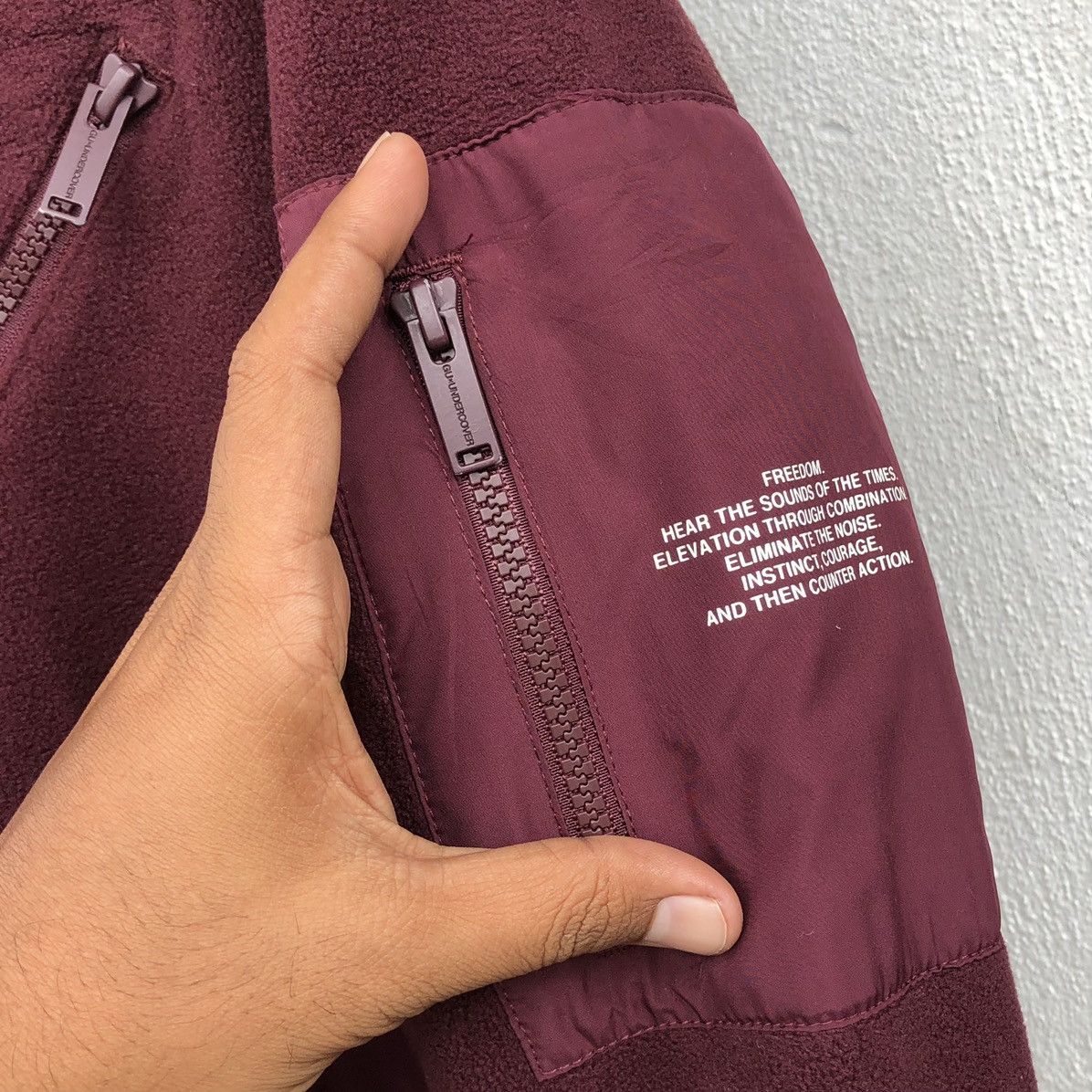 GU × Undercover UNDERCOVER x GU Fleece Pullover sweatshirt Red [M] MENS Size US M / EU 48-50 / 2 - 11 Thumbnail