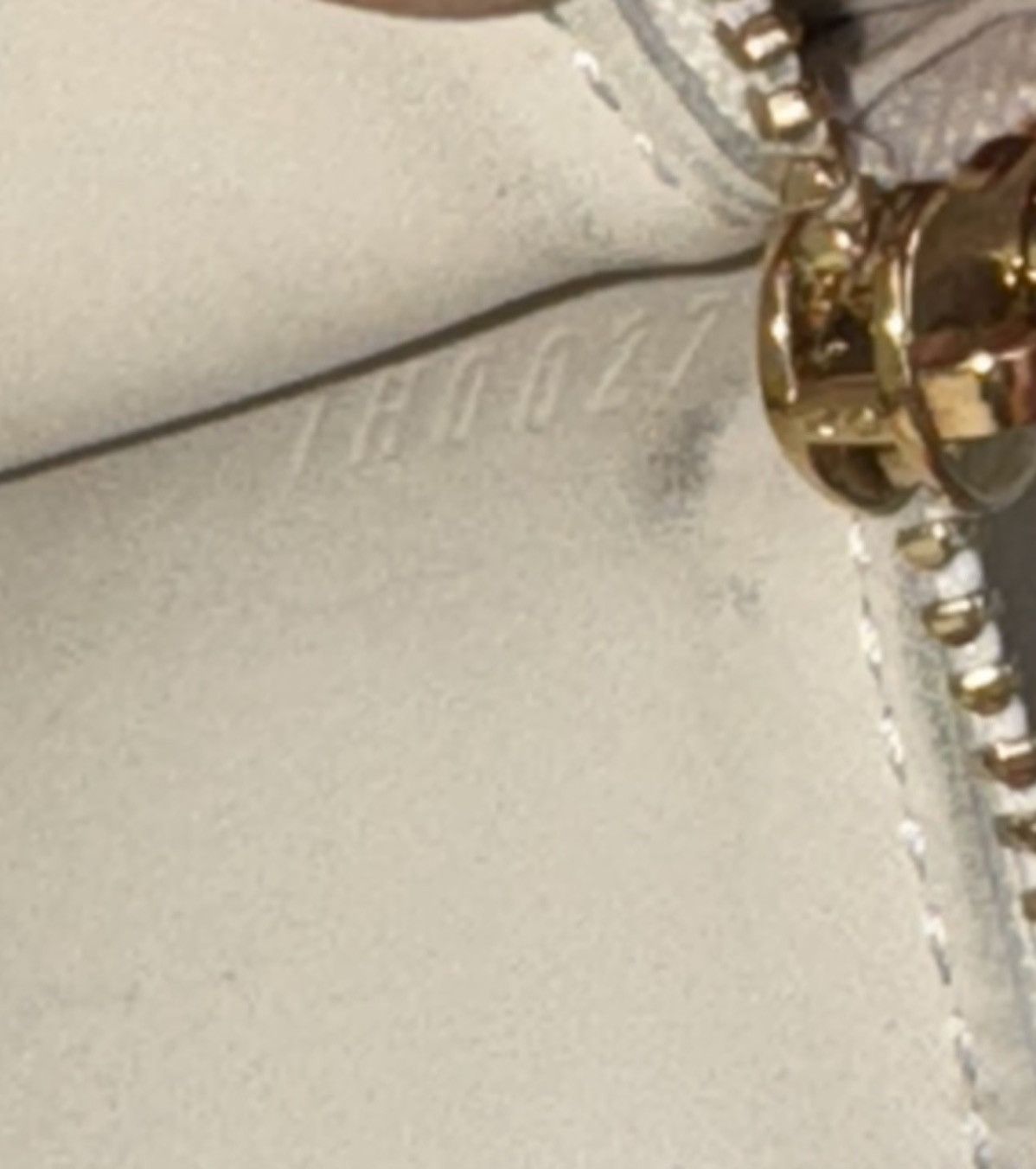 Louis Vuitton Louis Vuitton Long Yellow Monogram Trifold Wallet Size ONE SIZE - 11 Thumbnail