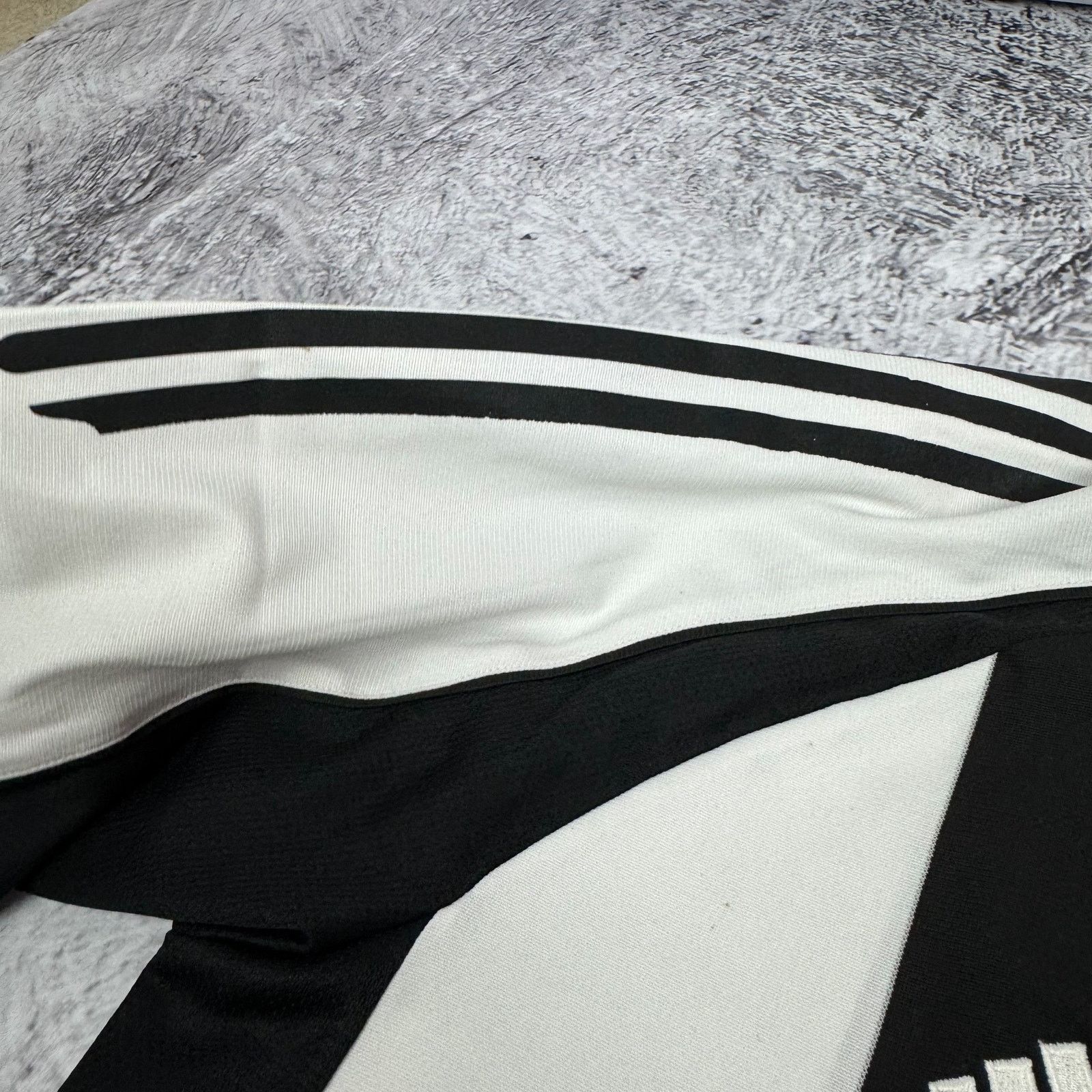Adidas Adidas Men's Newcastle United F.C. Jersey XL Size US XL / EU 56 / 4 - 8 Thumbnail