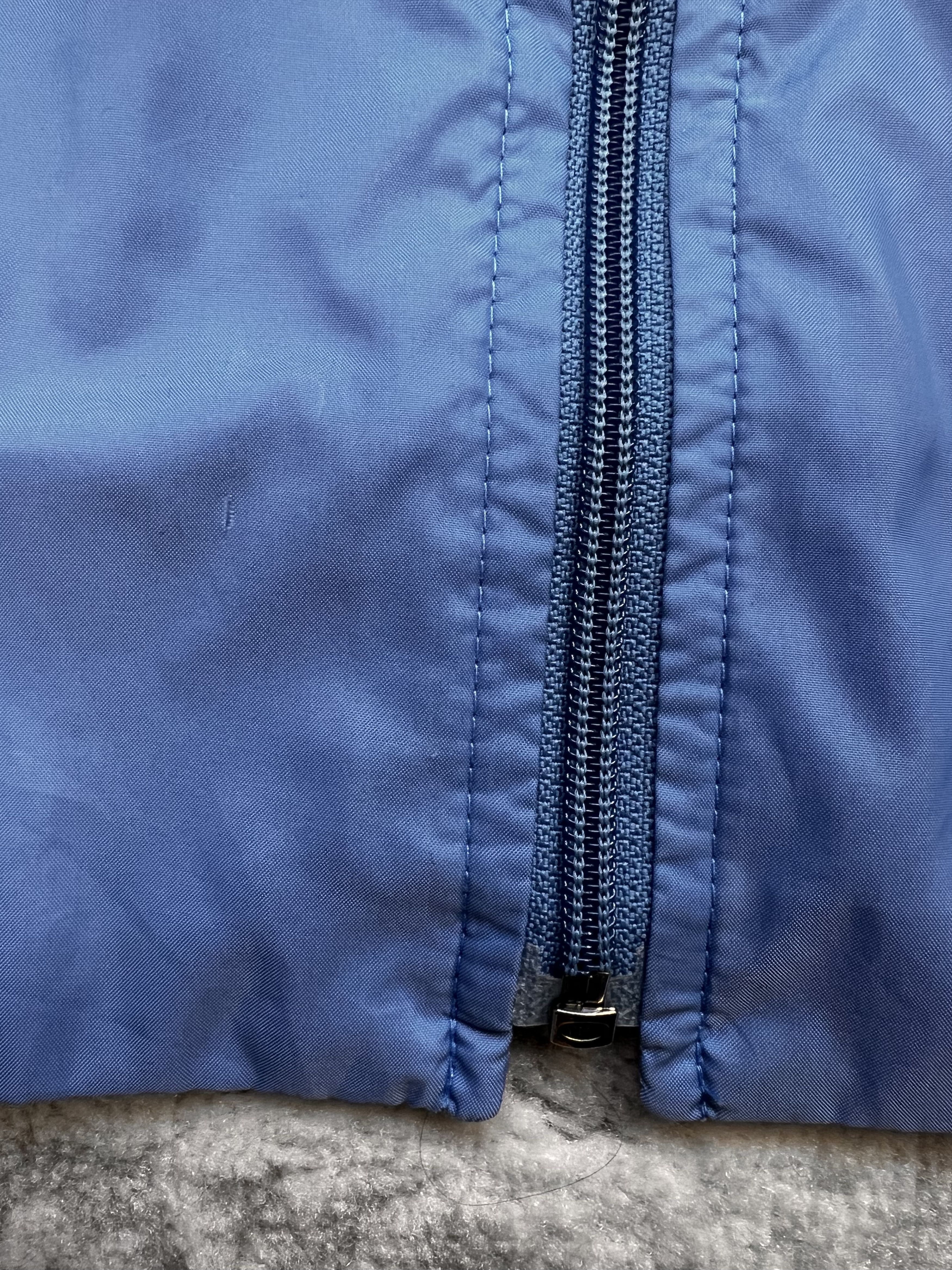 Lacoste Vintage IZOD Lacoste Blue Croco Windbreaker Jacket Zip Hood Size L / US 10 / IT 46 - 7 Thumbnail