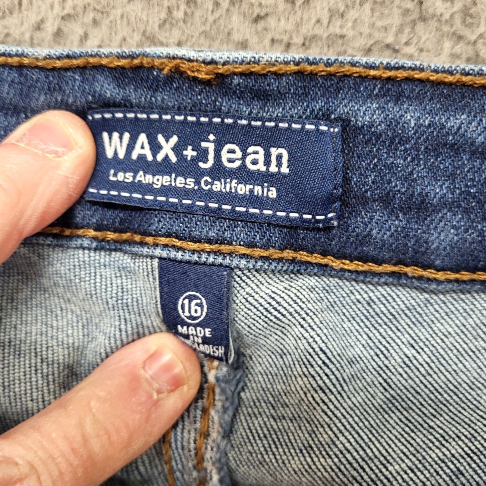 Vintage Wax Jeans Butt I Love You Women's Size 16 Medium Wash Distressed Whiskered Jeans Size 38" / US 16 / IT 52 - 3 Thumbnail