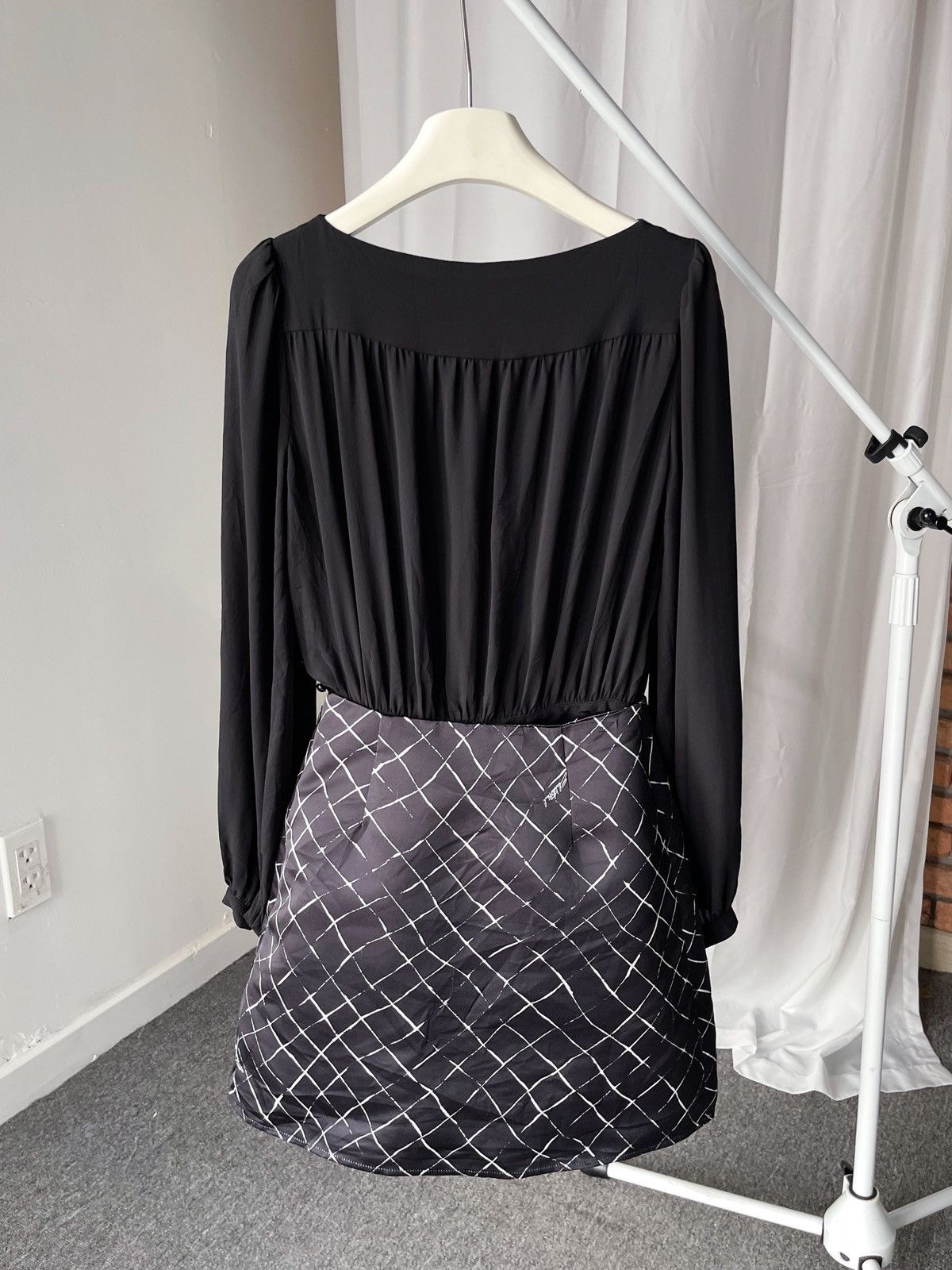 Elisabetta Franchi Elisabetta Franchi mini dress Size M / US 6-8 / IT 42-44 - 8 Thumbnail