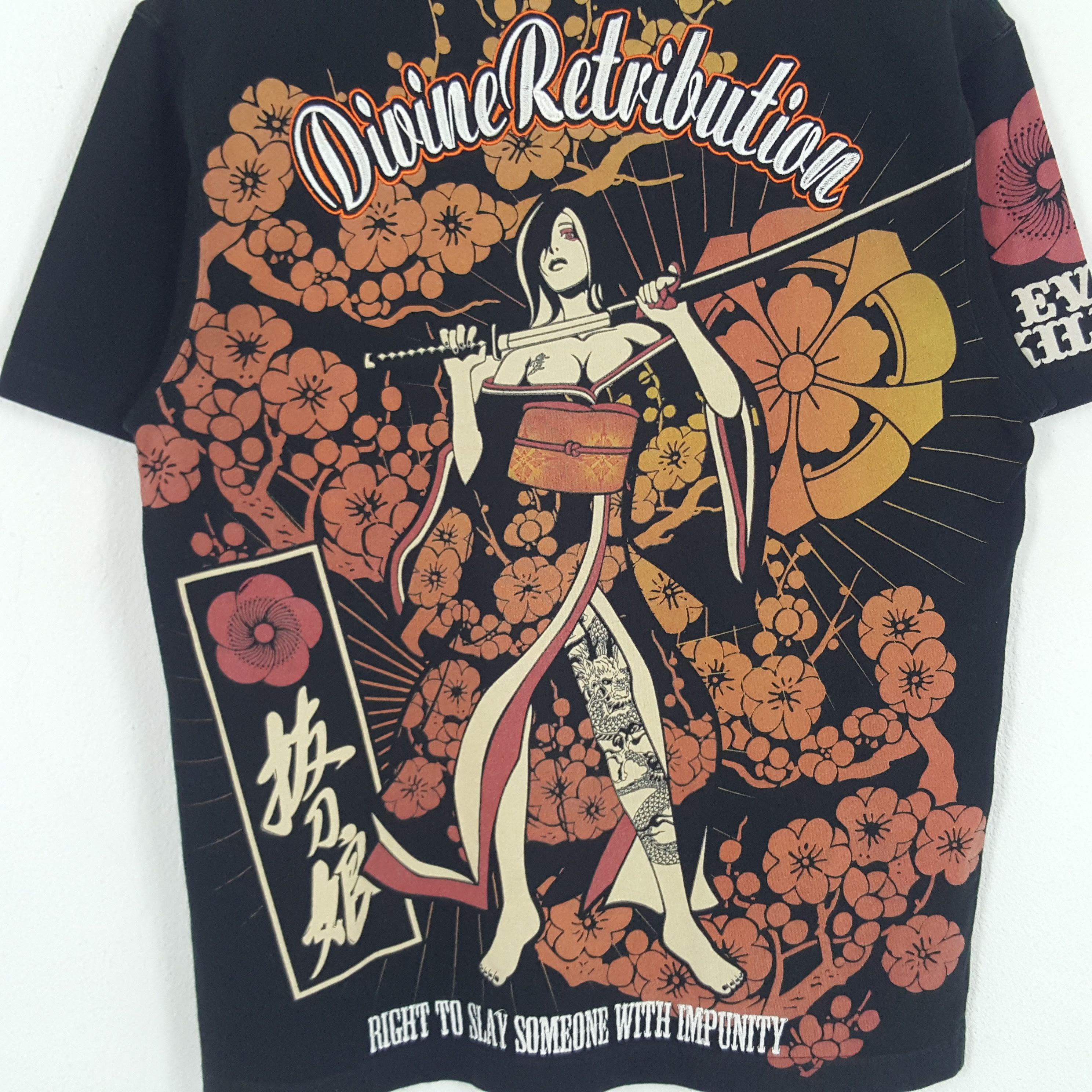 Japanese Brand × Vintage Vintage Divine Retribution Japanese Samurai Style Art Tshirt Size US M / EU 48-50 / 2 - 2 Thumbnail