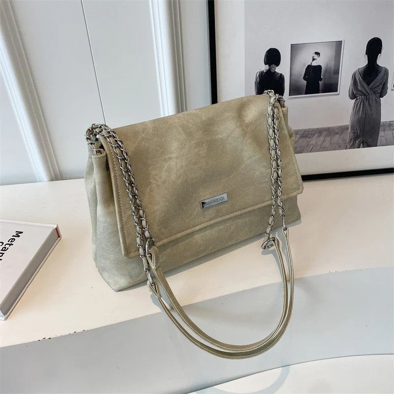 Vintage Luxury Retro Chain Leather Crossbody Bag Size ONE SIZE - 1 Thumbnail