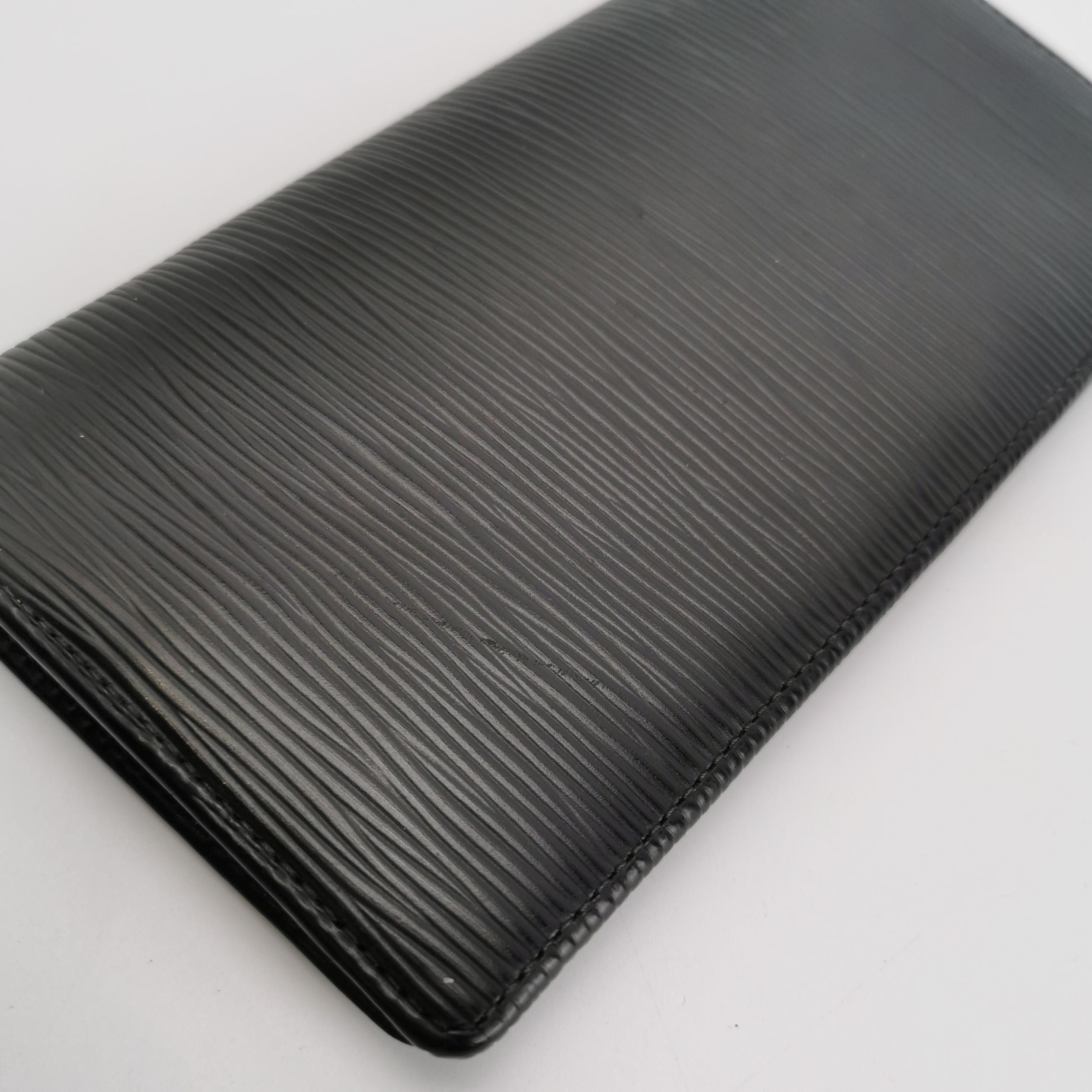 Louis Vuitton Louis Vuitton (LV) Cowhide Water Ripple Solid Color Long Wa Size ONE SIZE - 7 Thumbnail