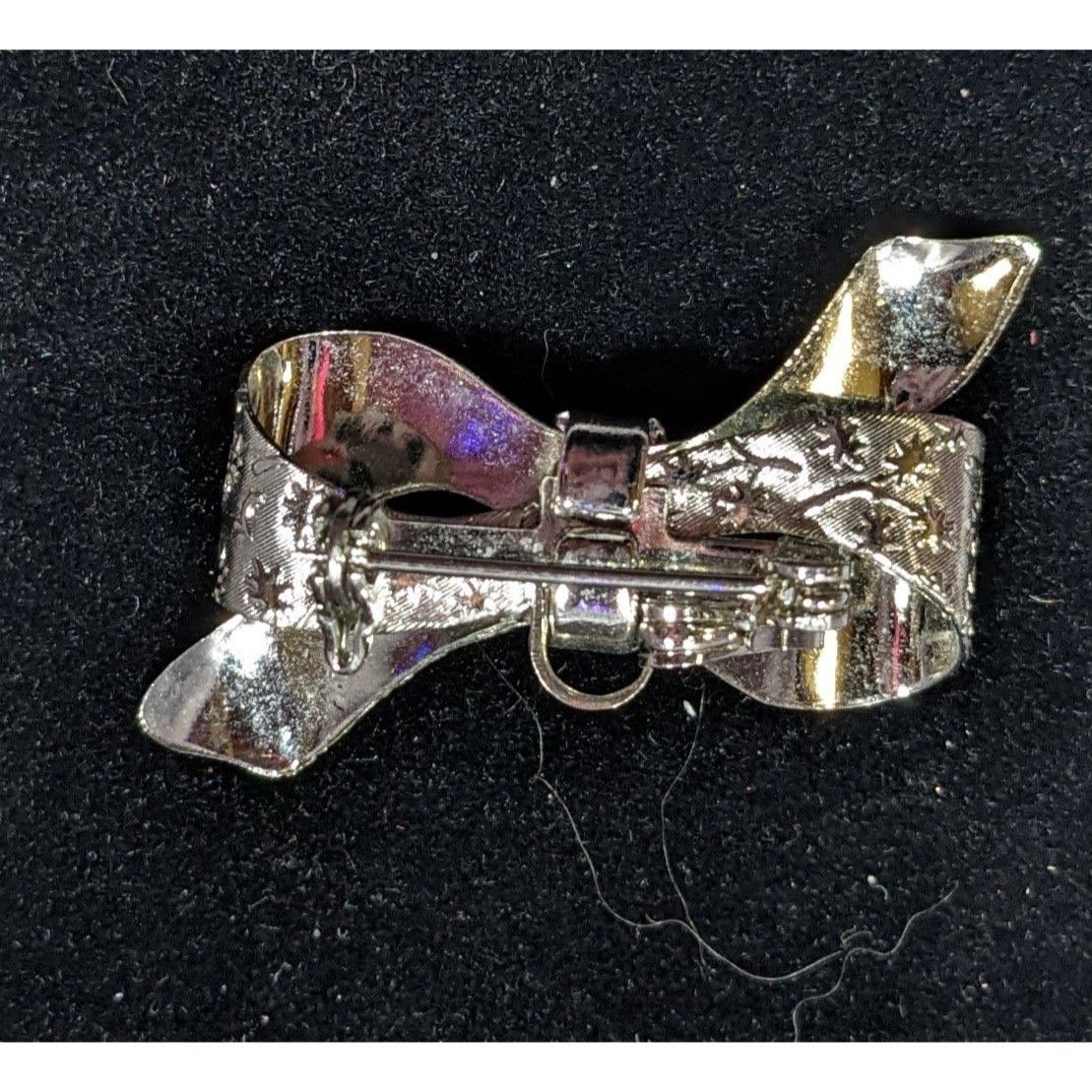 Other Coquette Floral Embossed Silver Tone Bow Brooch Size ONE SIZE - 4 Thumbnail