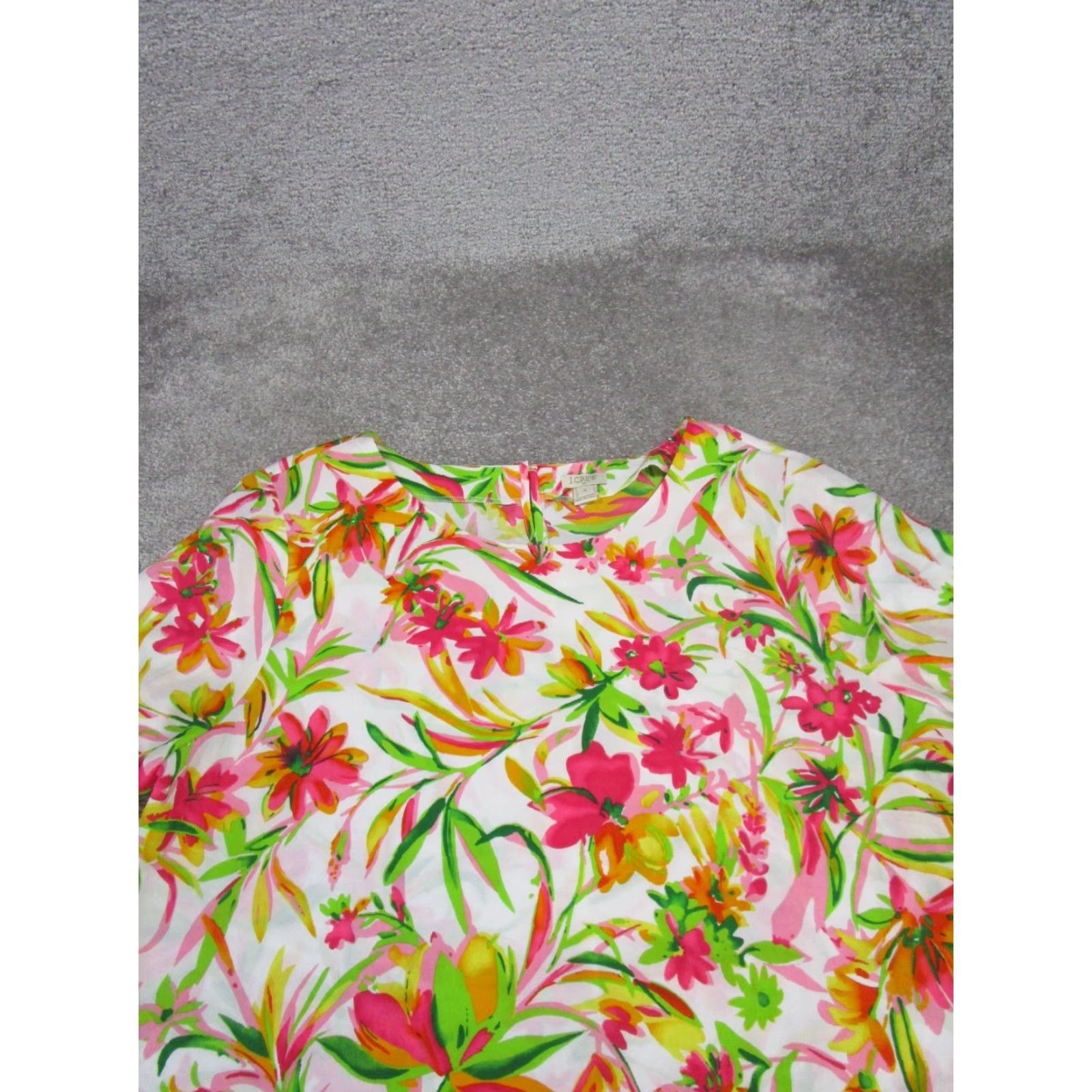 J.Crew J.Crew Shirt Womens XL White Floral Blouse Short Sleeve Womens XL White Floral Blouse Size XL / US 12-14 / IT 48-50 - 2 Thumbnail
