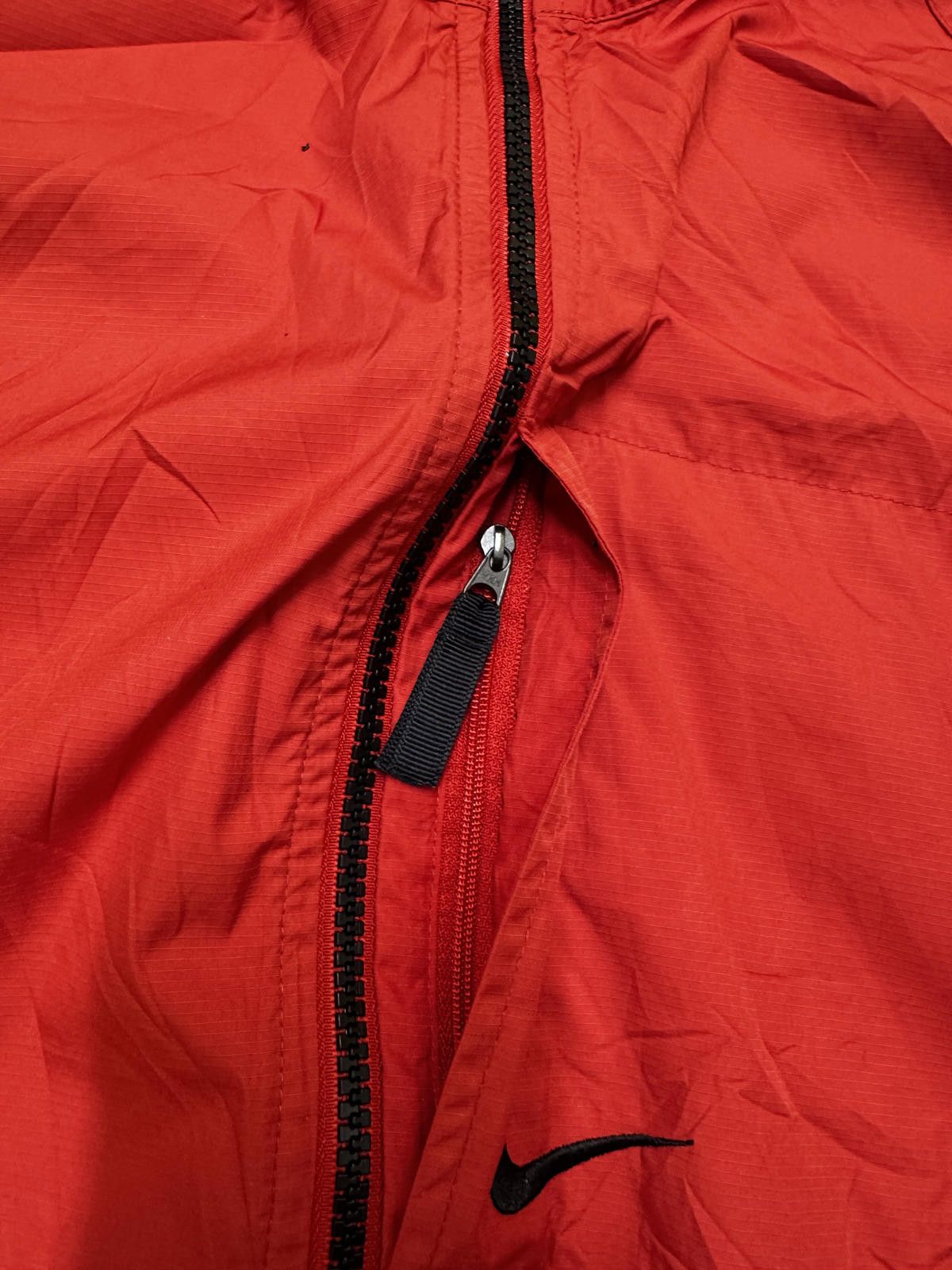 Nike Nike Elima-Fit Red Jacket - Lightweight & Stylish Size US L / EU 52-54 / 3 - 3 Thumbnail