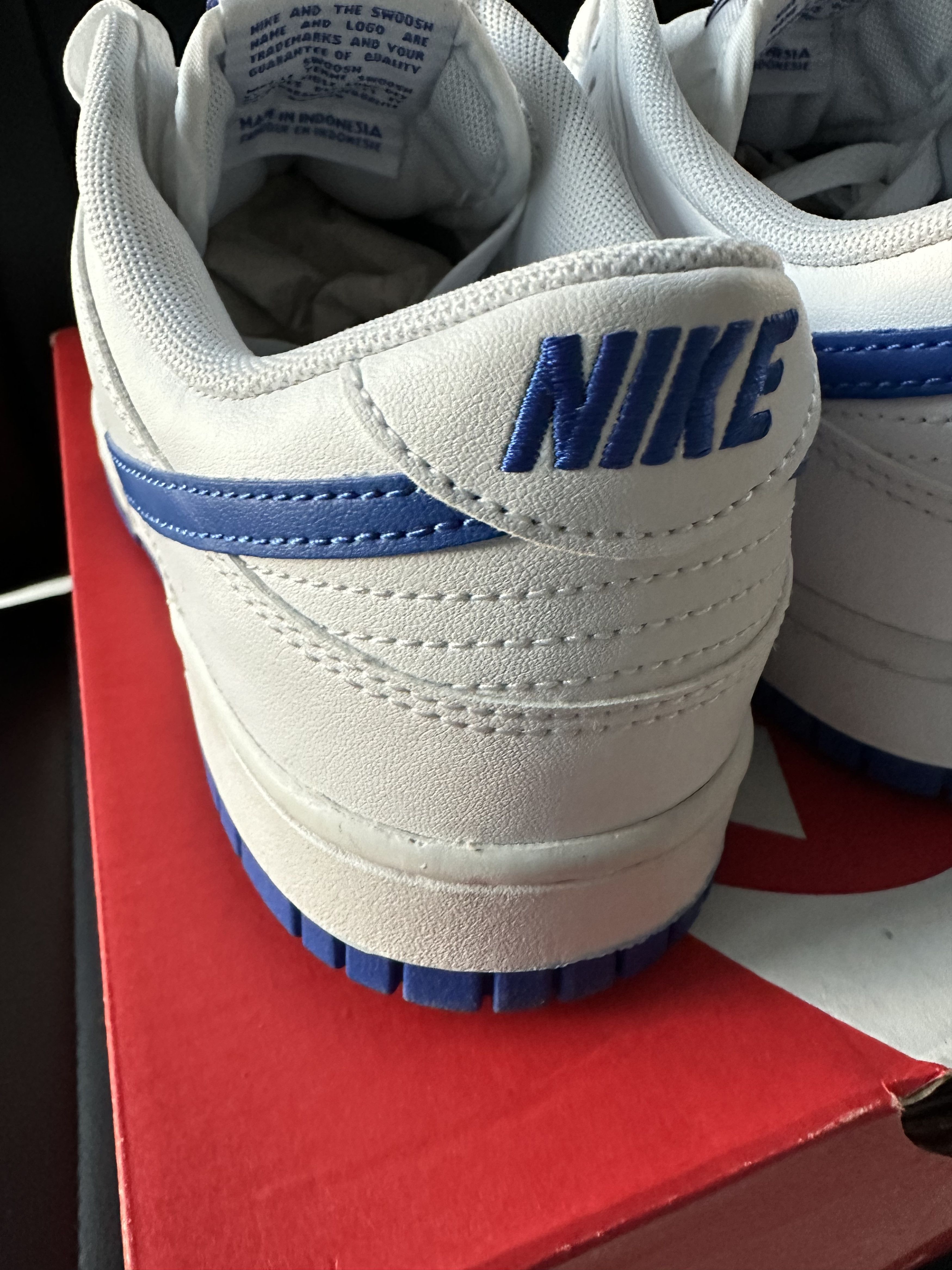 Nike NIKE DUNK LOW RETRO "HYPER ROYAL" Size US 9.5 / EU 42-43 - 6 Thumbnail
