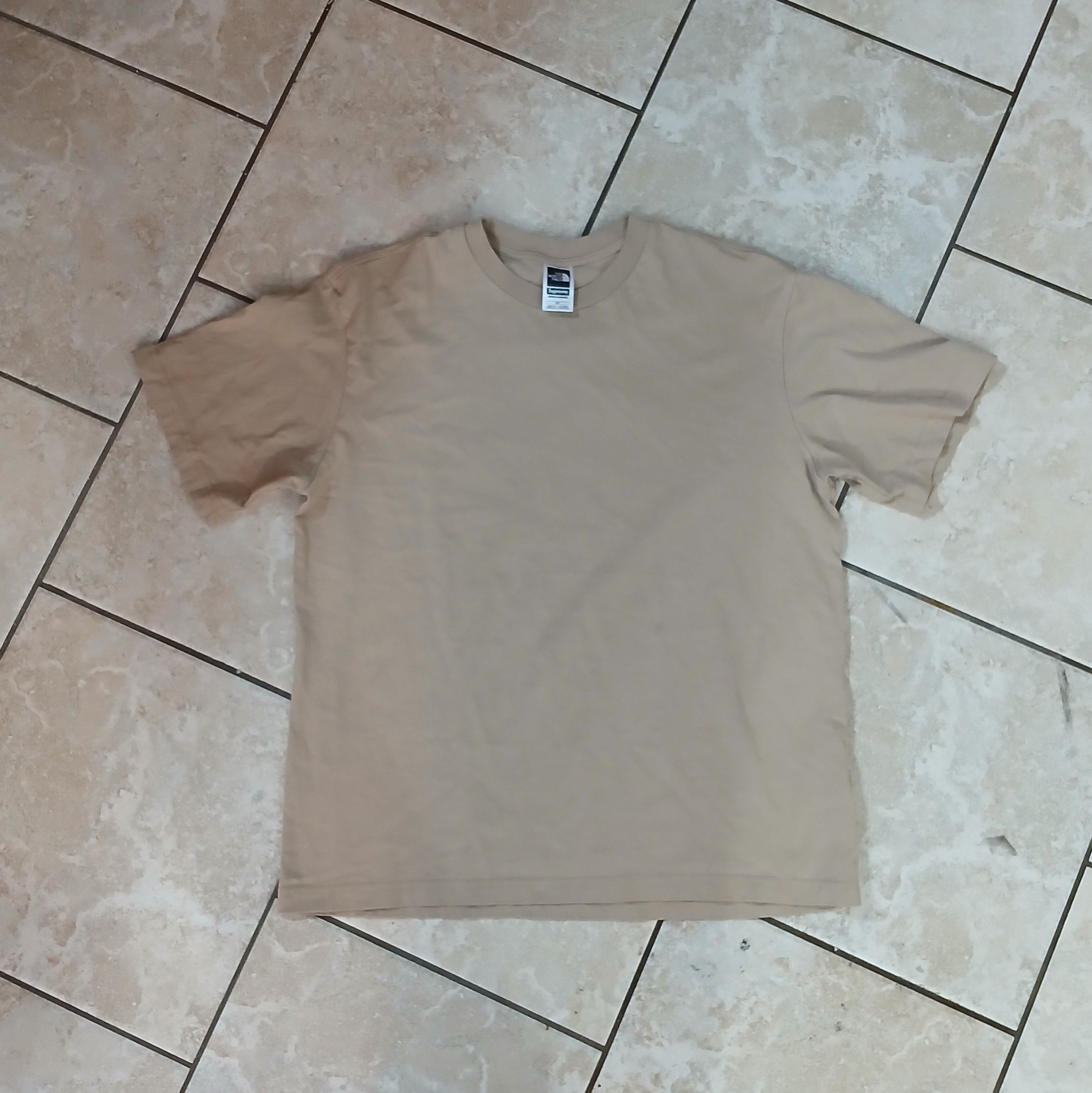 Supreme × The North Face S - Supreme x Northface SS24 Tan Tee w/ Purple Logo Size US S / EU 44-46 / 1 - 4 Thumbnail