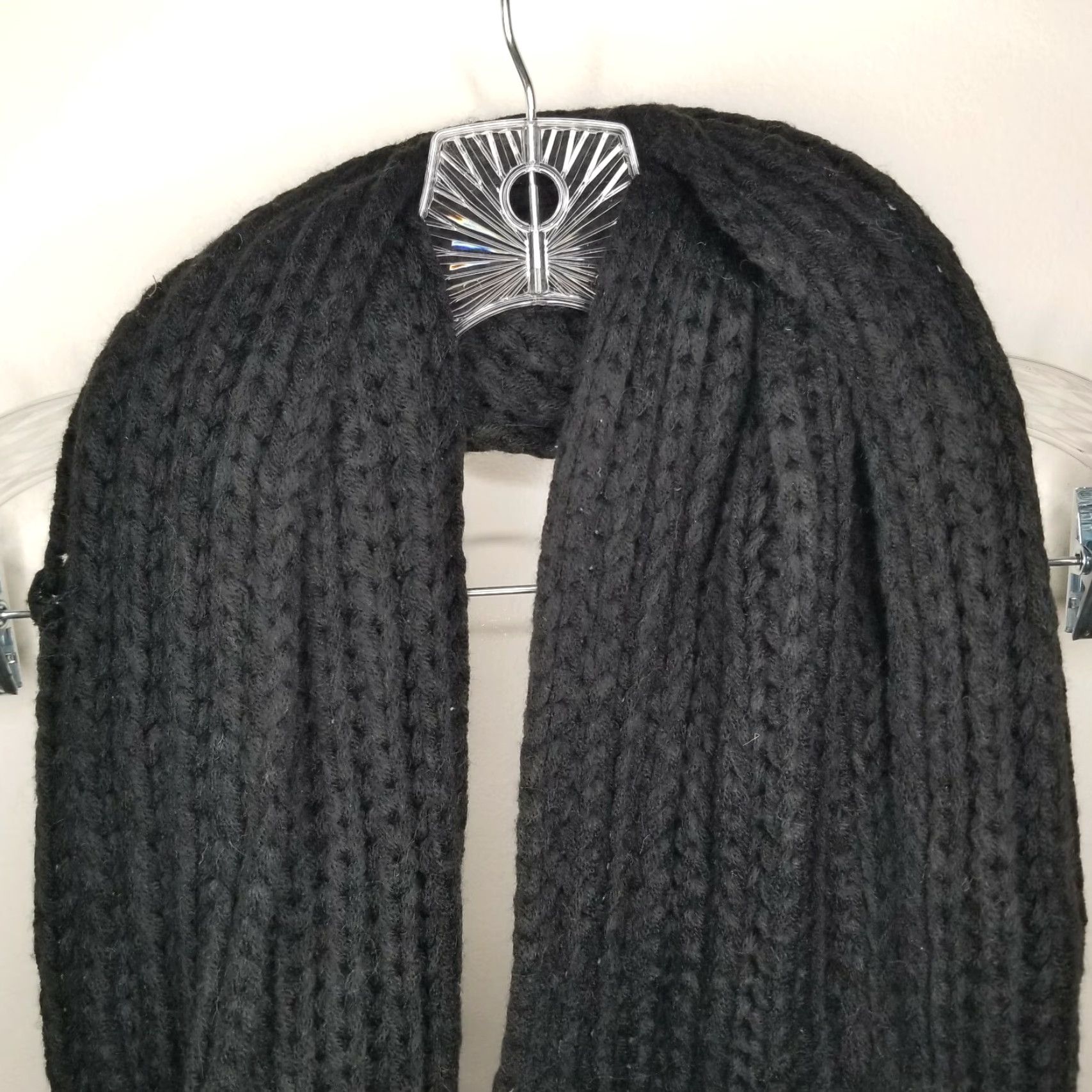 Vintage Icing Scarf One Size Black Knit Acrylic Winter Womens Size ONE SIZE - 3 Thumbnail