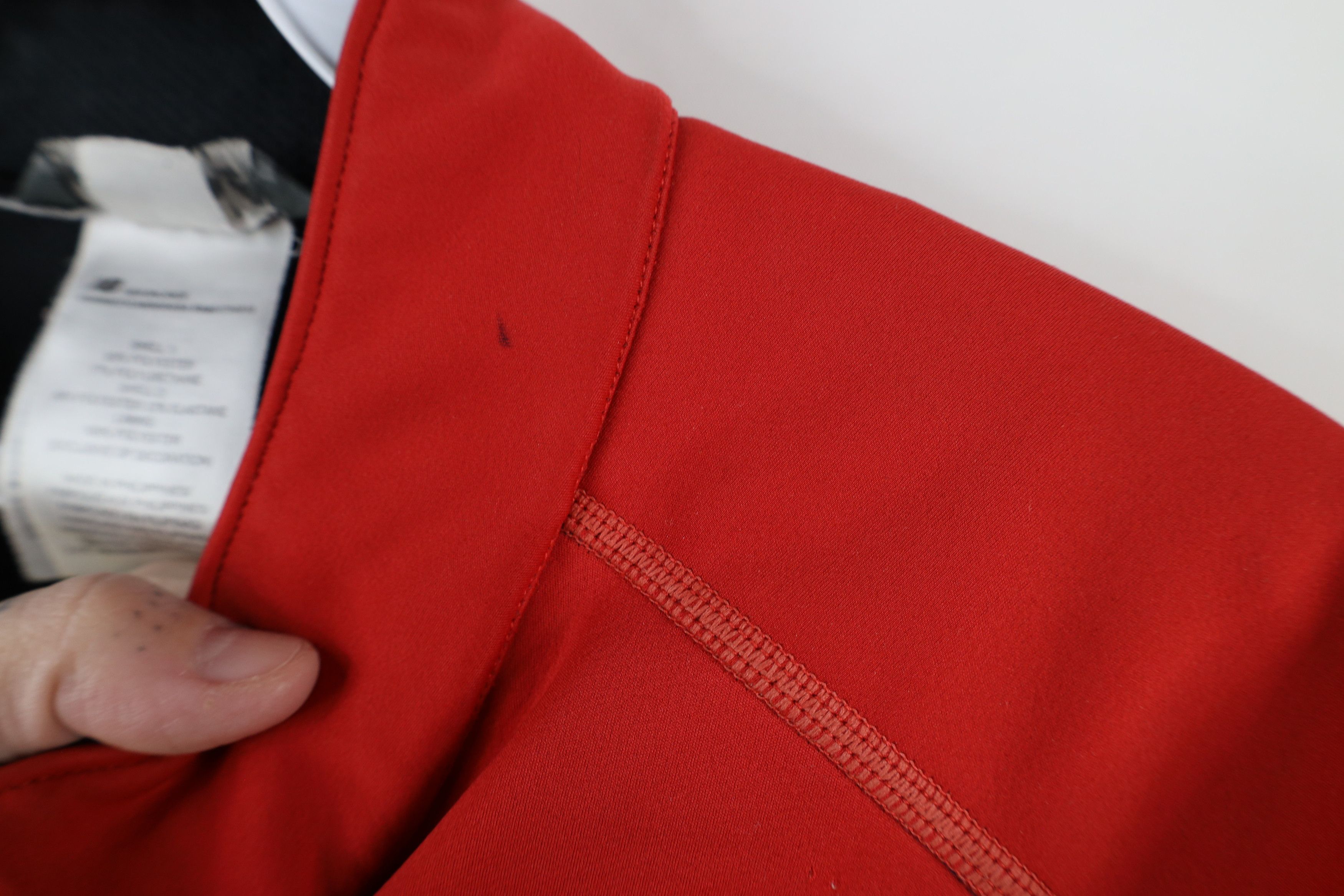 New Balance × Vintage Vintage New Balance Reflective Half Zip Pullover Jacket Red Size US L / EU 52-54 / 3 - 11 Thumbnail