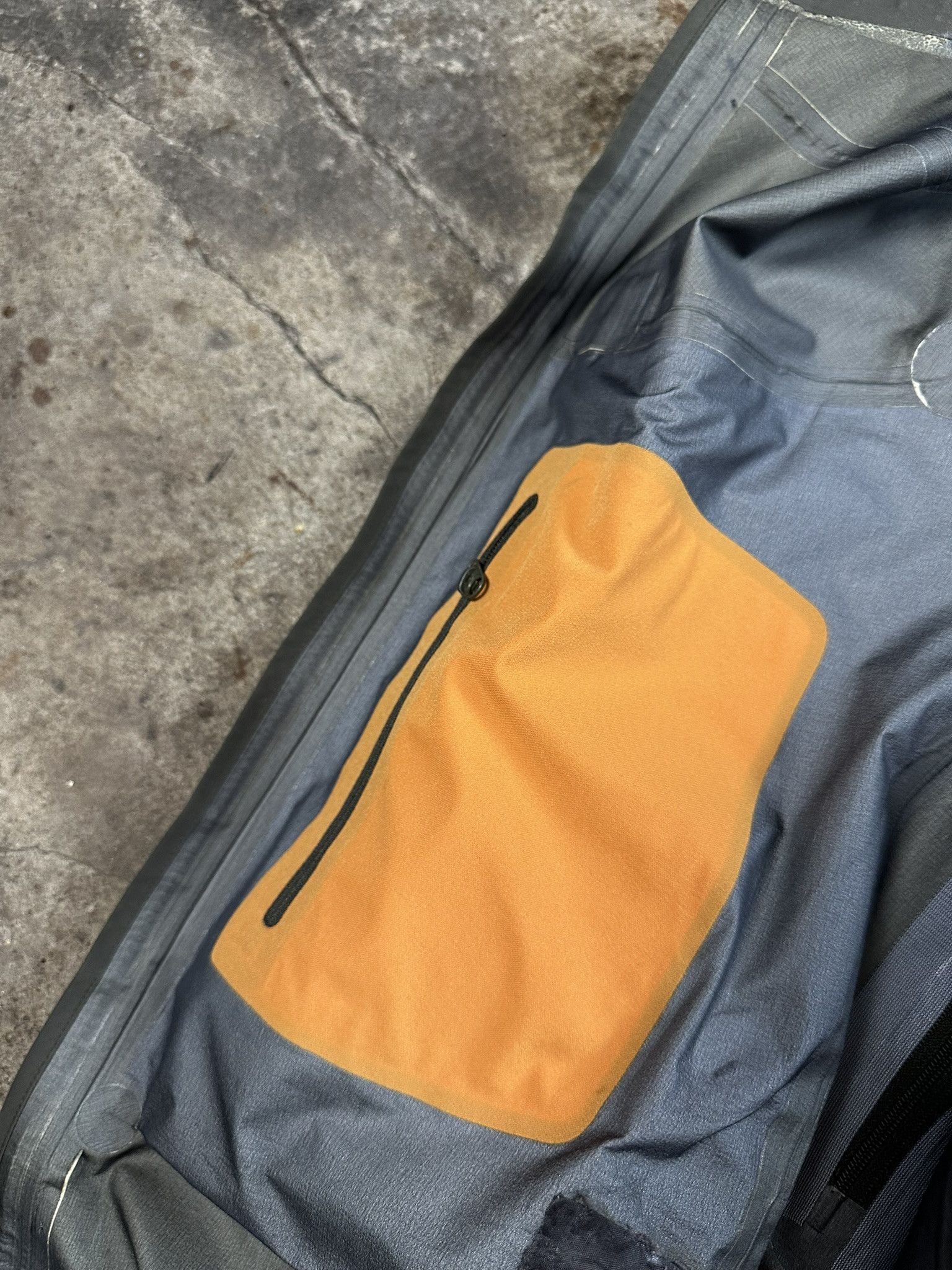 Arc'teryx Rare Arc'teryx Alpha SV Coffe Bean Gore-tex Jacket Size US M / EU 48-50 / 2 - 10 Thumbnail