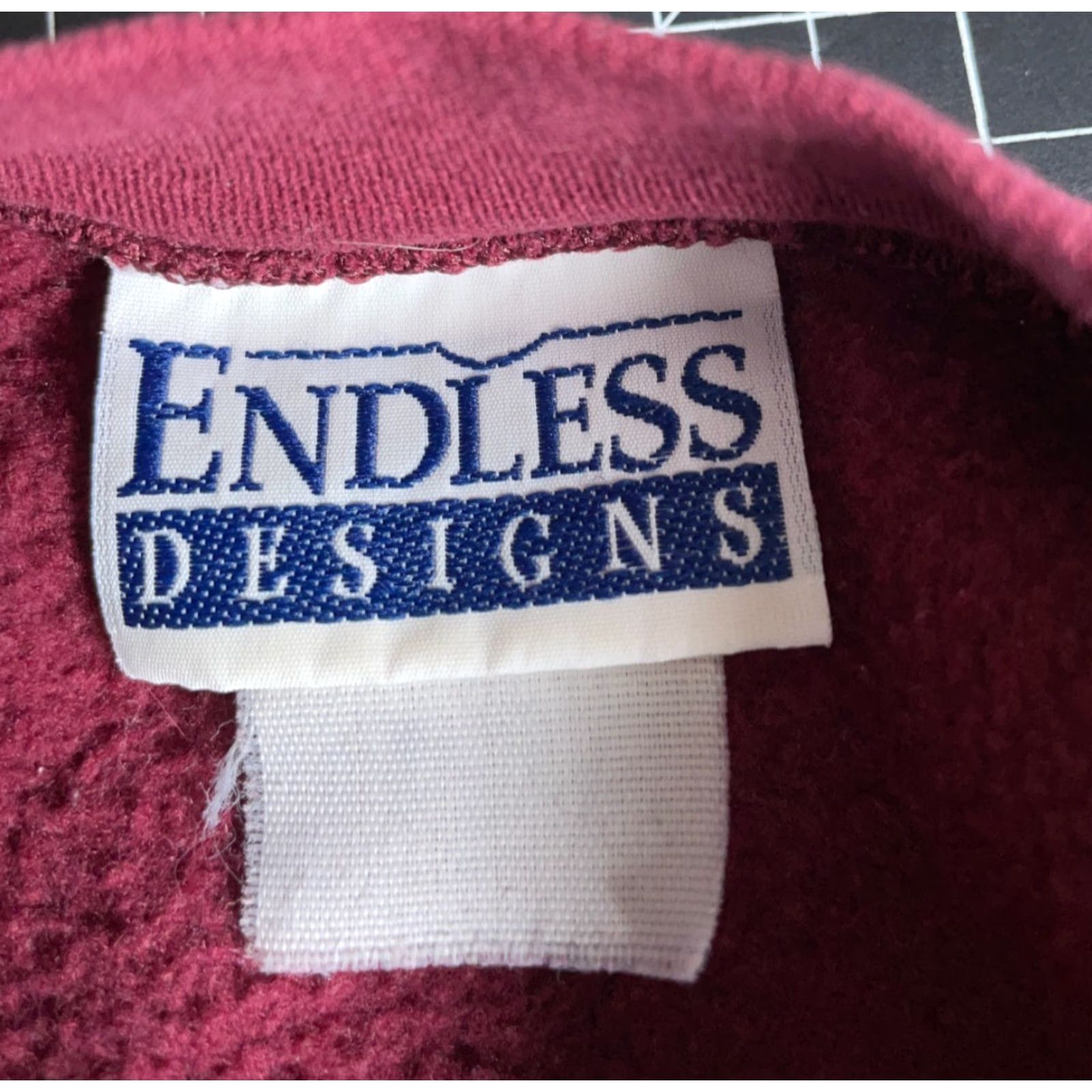 Endless VINTAGE Endless Designs Sweatshirt Woman Adult Large Dark Red 90s Bird Cat Nature Outdoor Raglan Crew Neck Pullover Graphic Print Cotton Blend Fleece Size L / US 10 / IT 46 - 3 Thumbnail