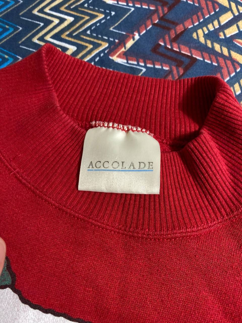 Vintage Y2K streetwear ACCOLADE red Vintage big print Sweaters Size US XS / EU 42 / 0 - 2 Thumbnail
