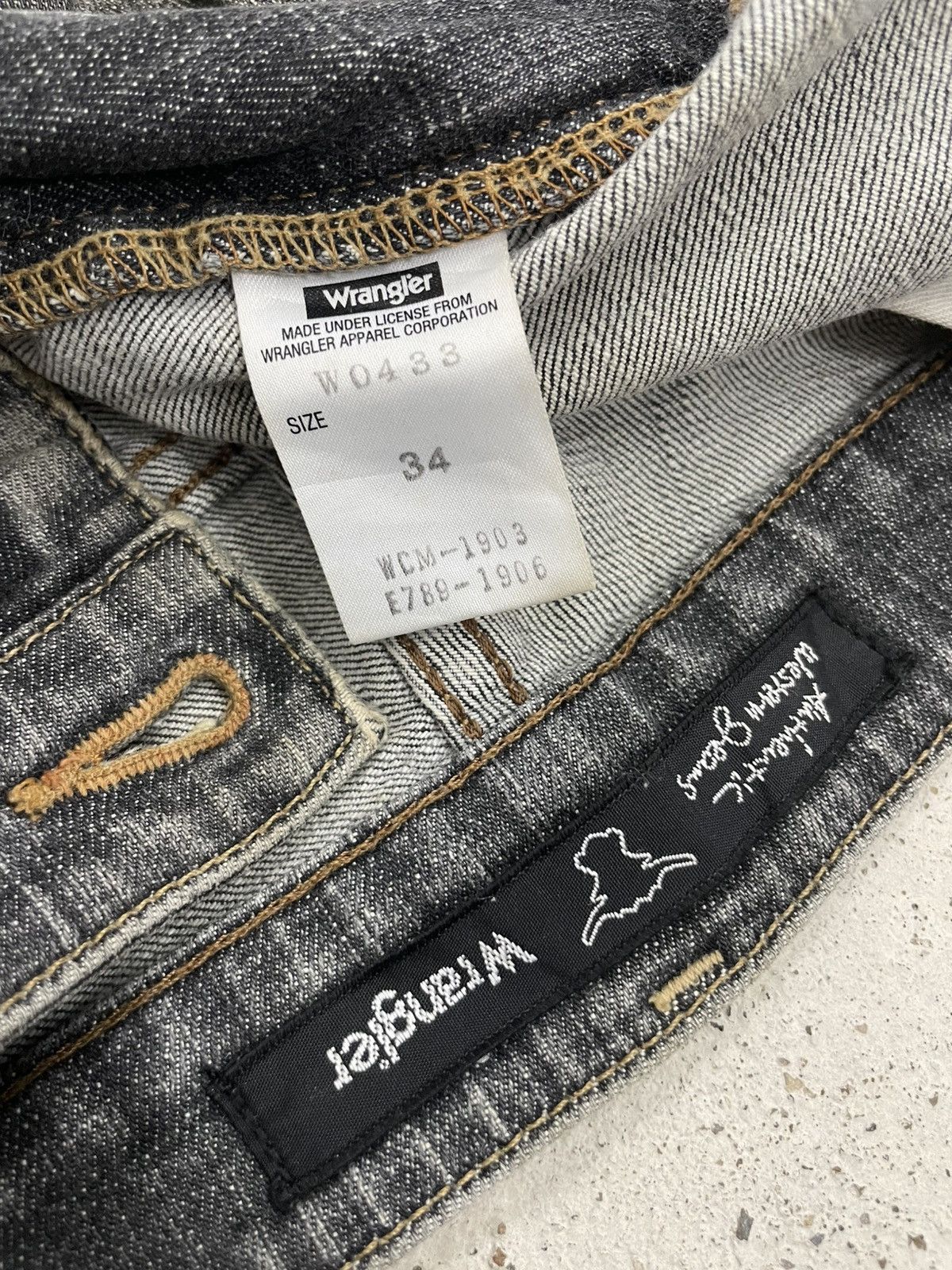 Wrangler Wrangler Authentic Western Distress Dirty Mud Workers Denim Size US 34 / EU 50 - 21 Thumbnail