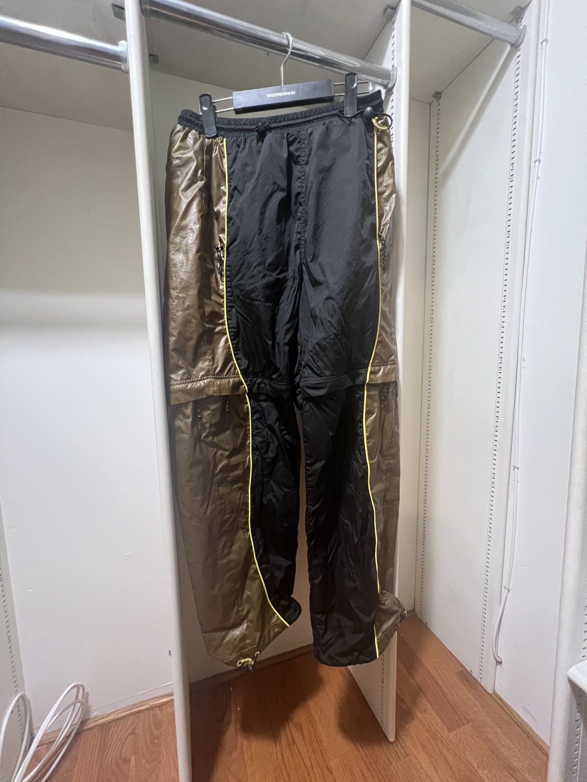 image of Brain Dead Thermo Heat Zip Off Running Pant - Thermo Reactive in Black Brown, Men's (Size 32)