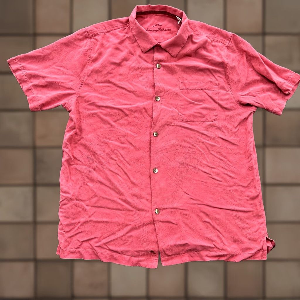 Tommy Bahama Tommy Bahama Shirt Men L Silk Floral Print Short Sleeve Button Up Vacation Shirt Size US L / EU 52-54 / 3 - 1 Thumbnail