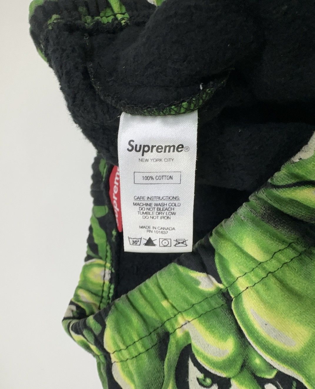 Supreme Supreme skull pile short sweatshort Size US 32 / EU 48 - 5 Thumbnail