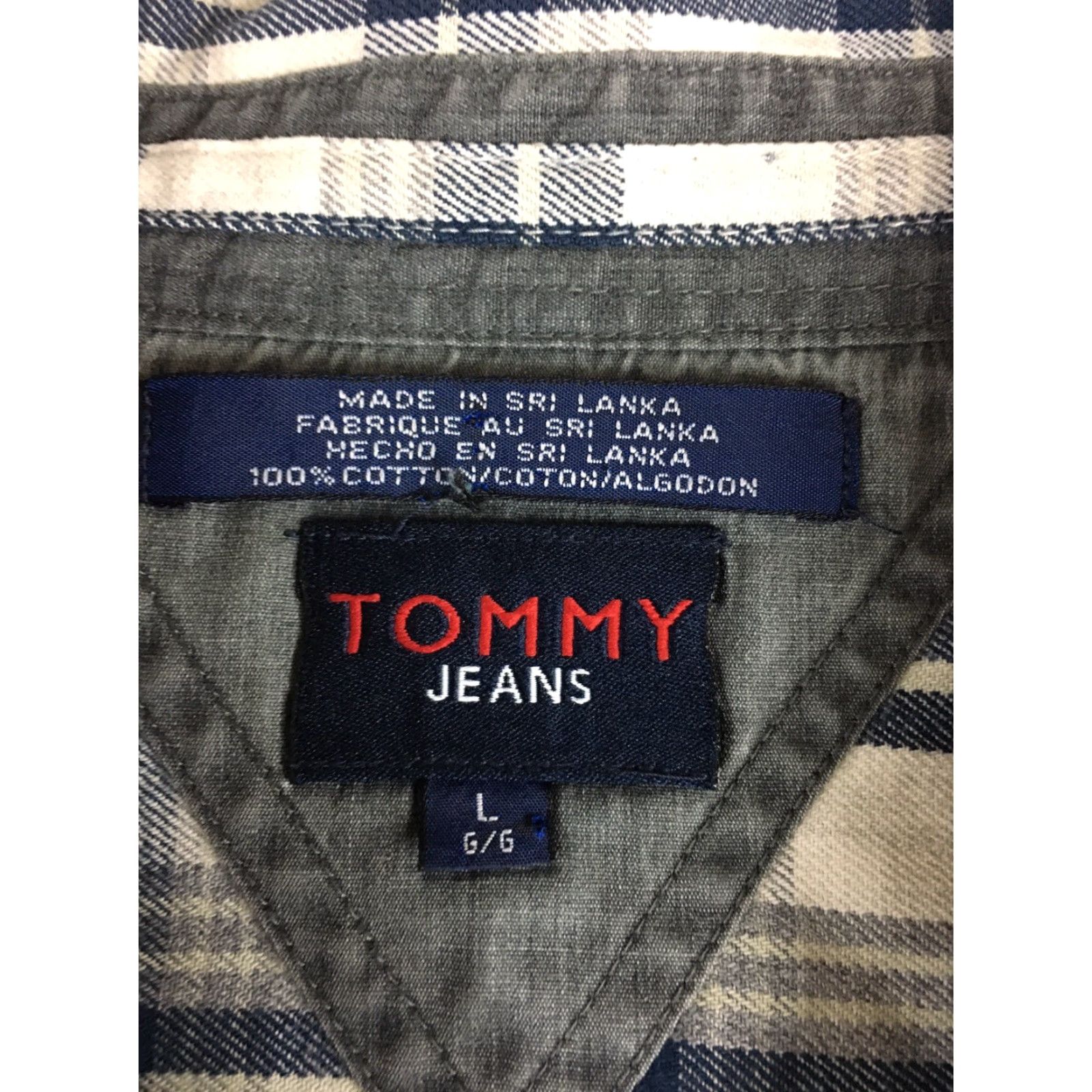 Tommy Hilfiger VINTAGE Tommy Hilfiger Jeans Casual Button Shirt Sz L EUC - Blue Gray Checkered Shirt Mens L Blue Plaids & Checks Button-Down Button-Up - 90s Size US L / EU 52-54 / 3 - 4 Thumbnail