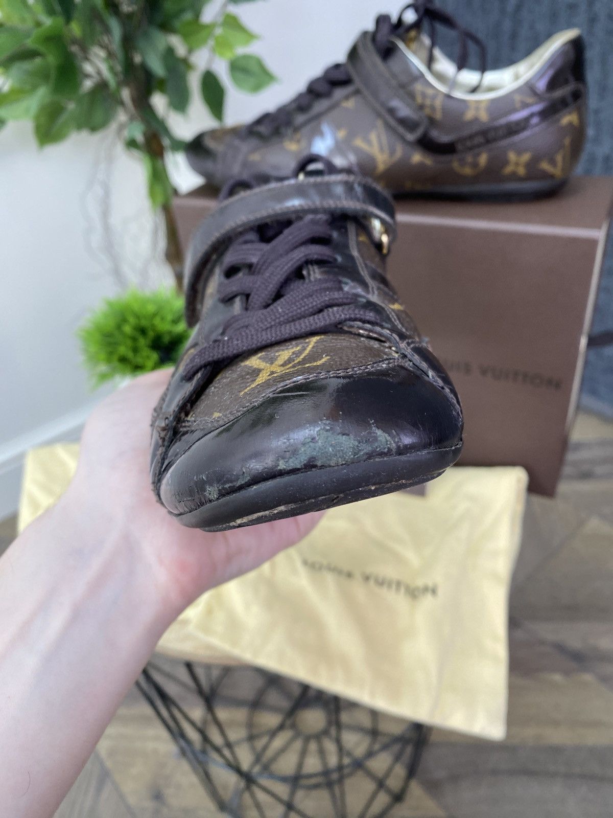 Louis Vuitton Vintage Louis Vuitton Brown Monogram Sneakers Size US 8.5 / IT 38.5 - 8 Thumbnail