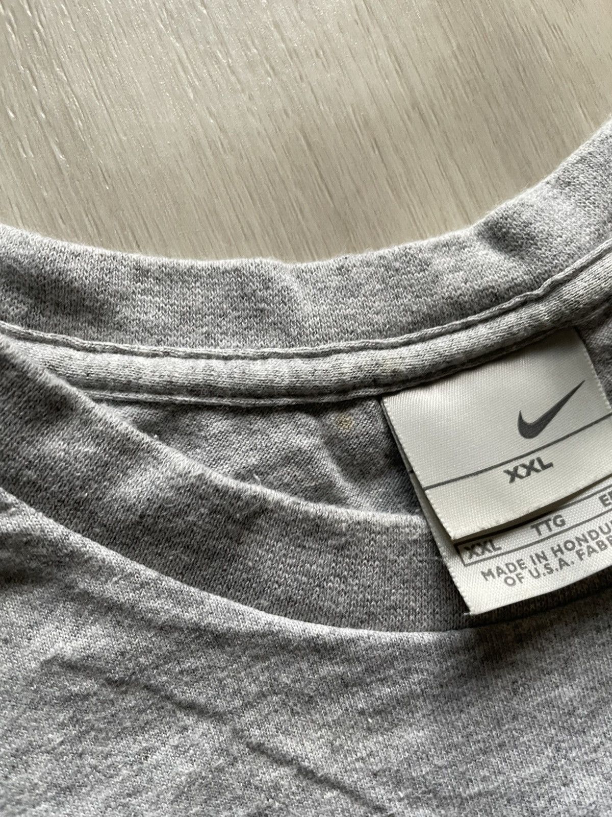Nike Vintage Nike Big Logo 3D Puff Print Center Swoosh Sz 2XL Size US XXL / EU 58 / 5 - 4 Thumbnail