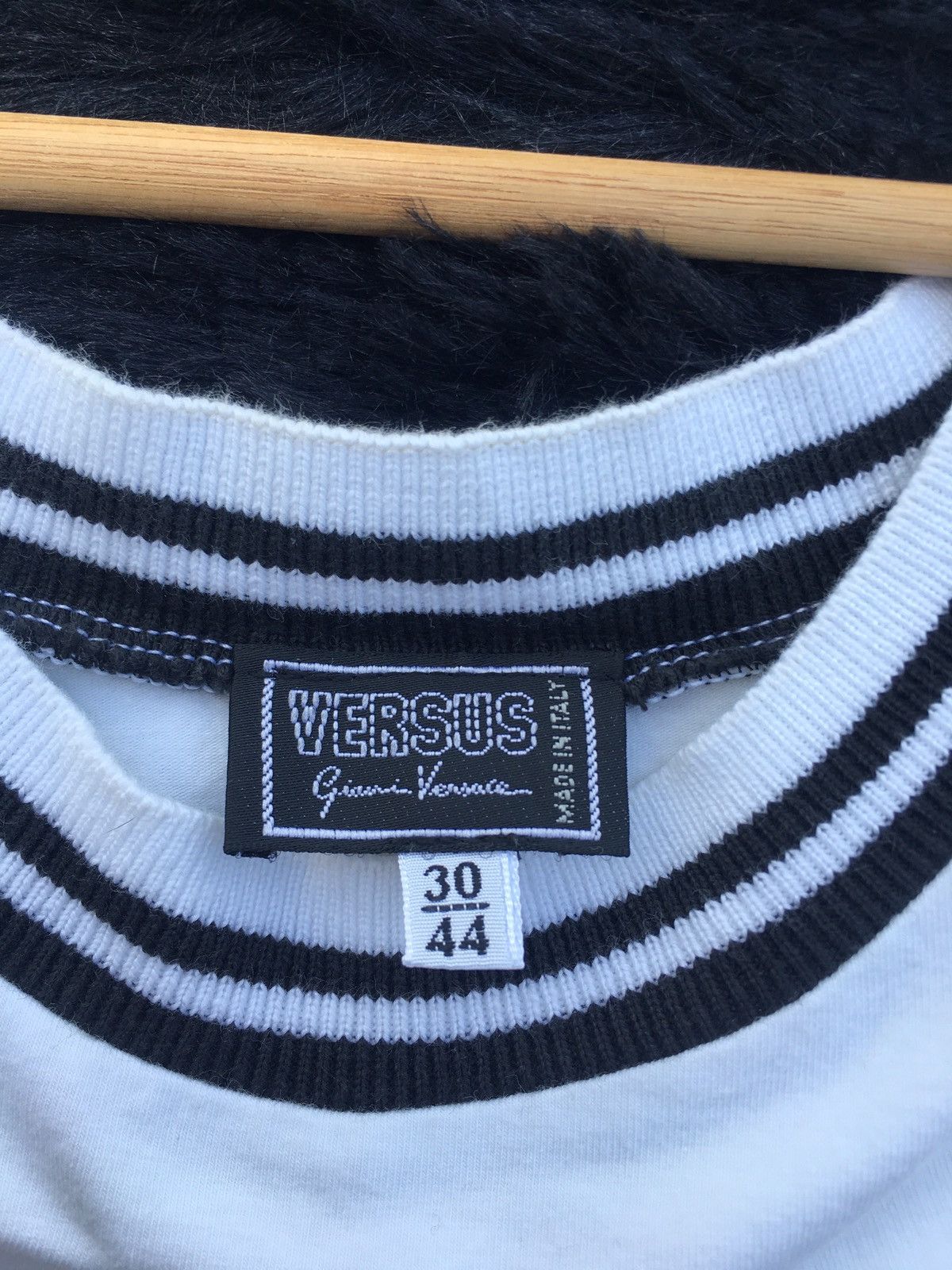 Versus Versace Rare Vintage Versus Gianni Versace Sleeveless Top Size XS / US 0-2 / IT 36-38 - 9 Thumbnail