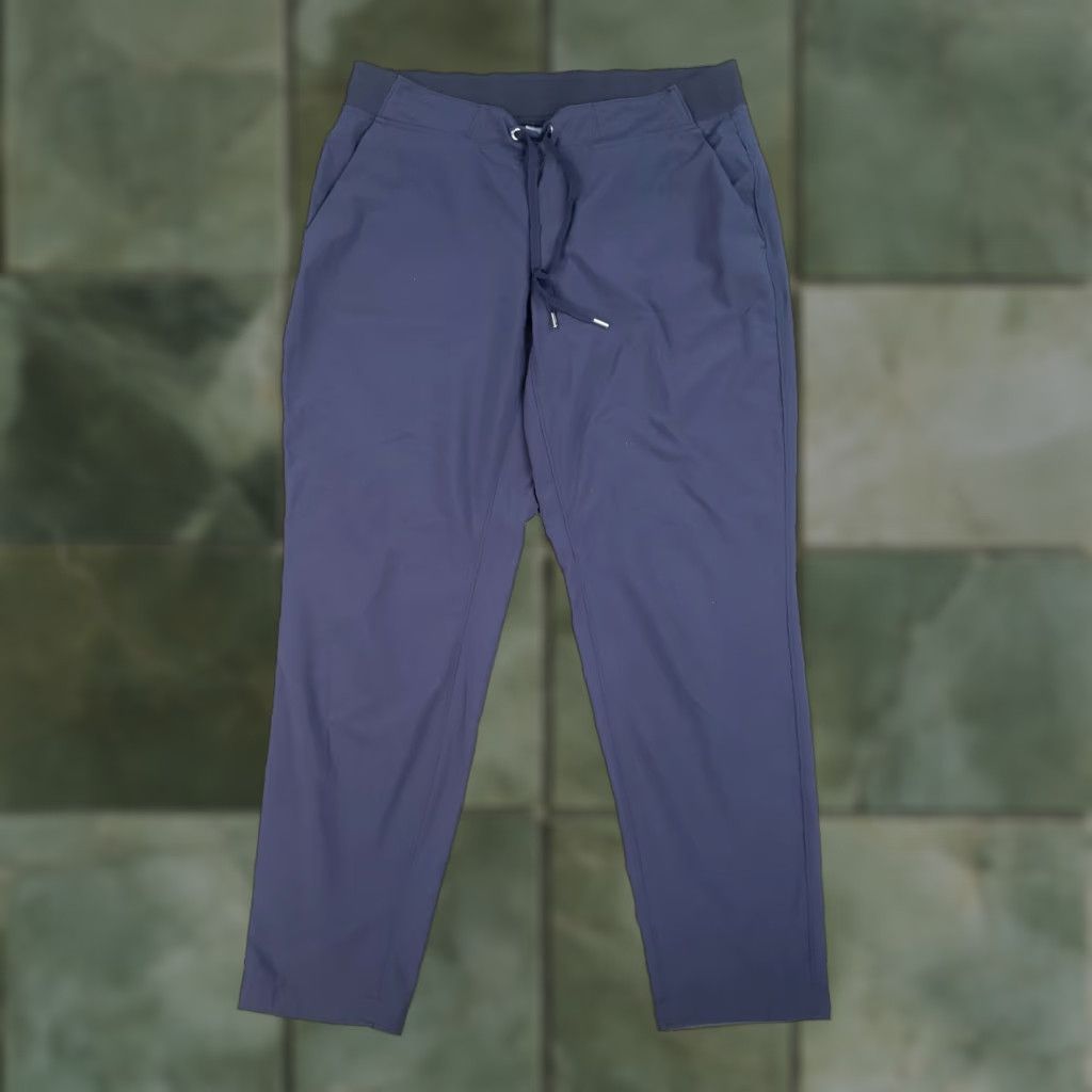 Athleta Athleta Pants Womens Size 14 Blue Elastic Waist Drawstring Lightweight Stretch Size 24" / US 00 / IT 34 - 1 Thumbnail