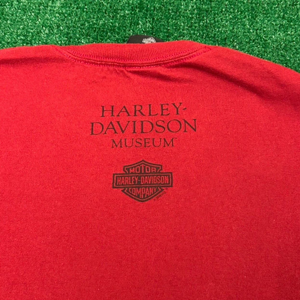 Harley Davidson VINTAGE Harley-Davidson Museum Classic Logo VTG Y2K 2008 Shirt Mens Large Red Logo 90s Biker Motorcycle Shirt Mens Size US L / EU 52-54 / 3 - 3 Thumbnail