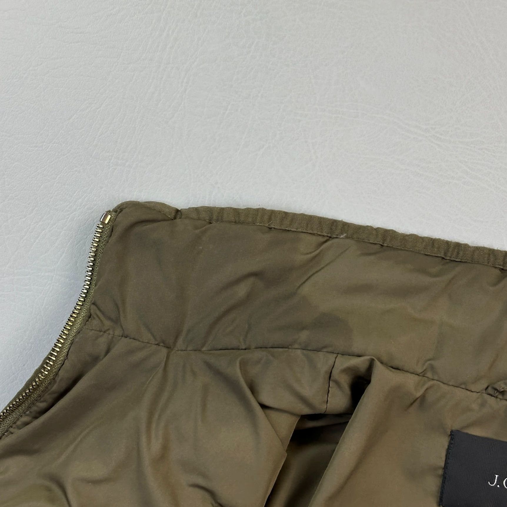 J.Crew J.CREW Jacket Women's Small Olive Green Goose Down Quilted Puffer Outdoor Casual (Vintage: No) Size S / US 4 / IT 40 - 5 Thumbnail