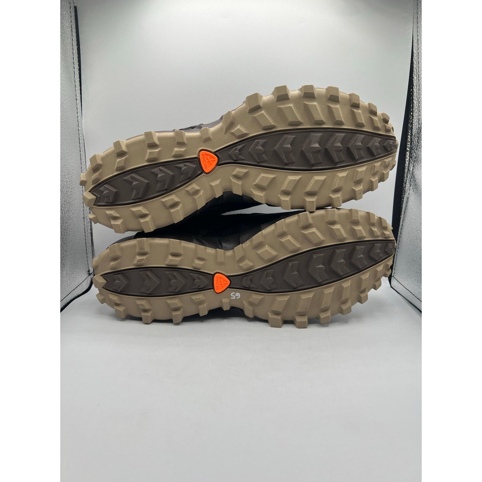 Nike Nike ACG Phassad “Ironstone and Black” size 9.5 men’s Size US 9.5 / EU 42-43 - 5 Thumbnail