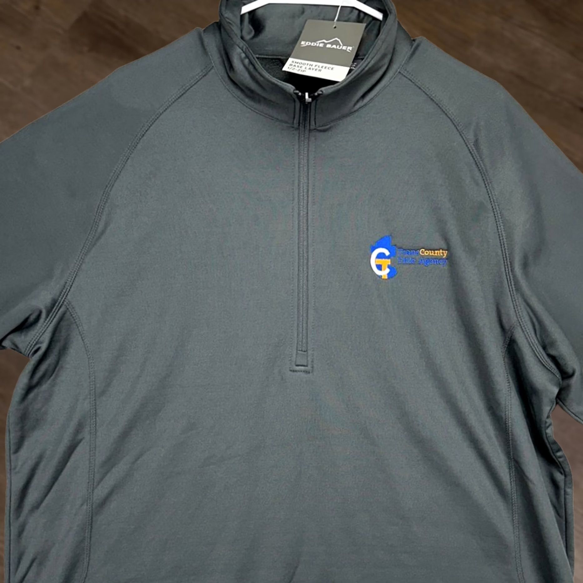 Eddie Bauer VINTAGE? Eddie Bauer Smooth Fleece Base Layer 1/2 Zip Mens 2XL Grey Pullover Shirt Mock Neck 100% Polyester Athletic Long Sleeve New with Tags Size US XXL / EU 58 / 5 - 1 Thumbnail