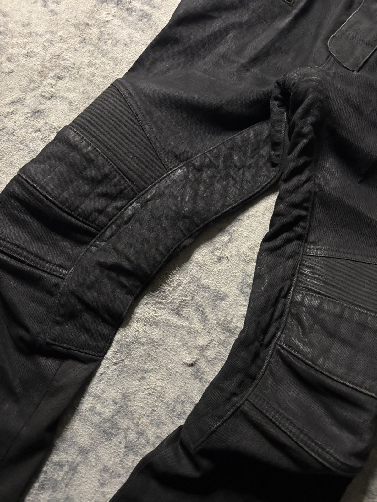 Balmain Balmain SS11 Decarnin Waxed Biker Denim Size US 30 / EU 46 - 4 Thumbnail