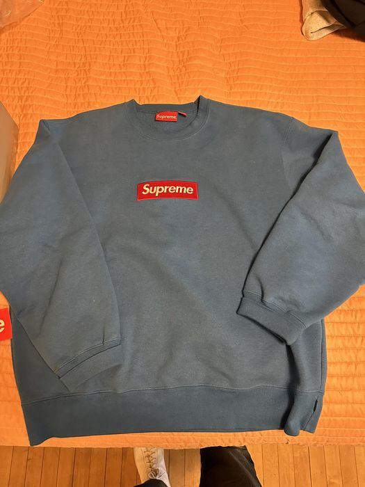 Supreme Supreme box logo crewneck FW22 | Grailed