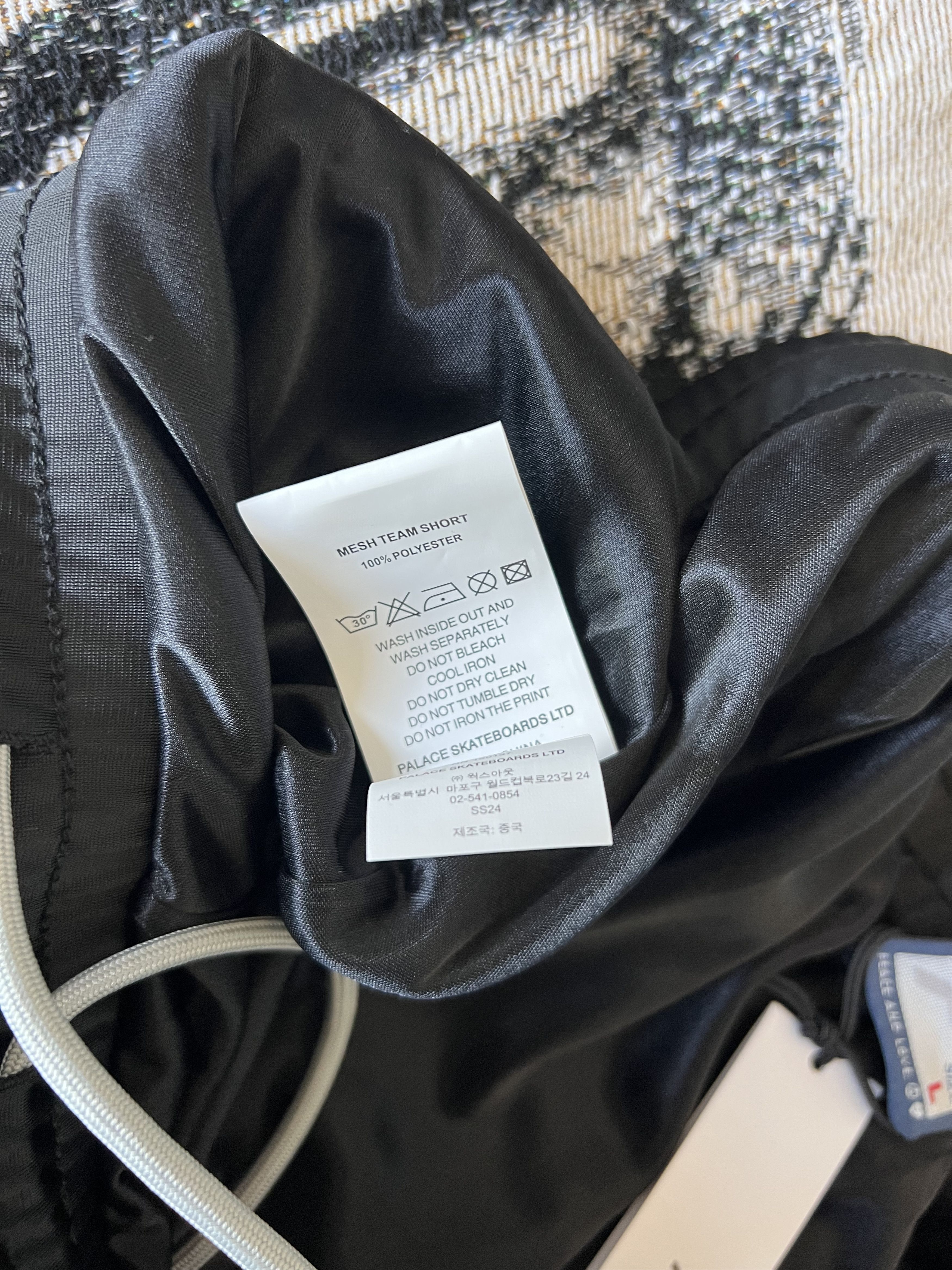 Palace Palace Mesh Team Shorts in Black Size US 34 / EU 50 - 7 Thumbnail
