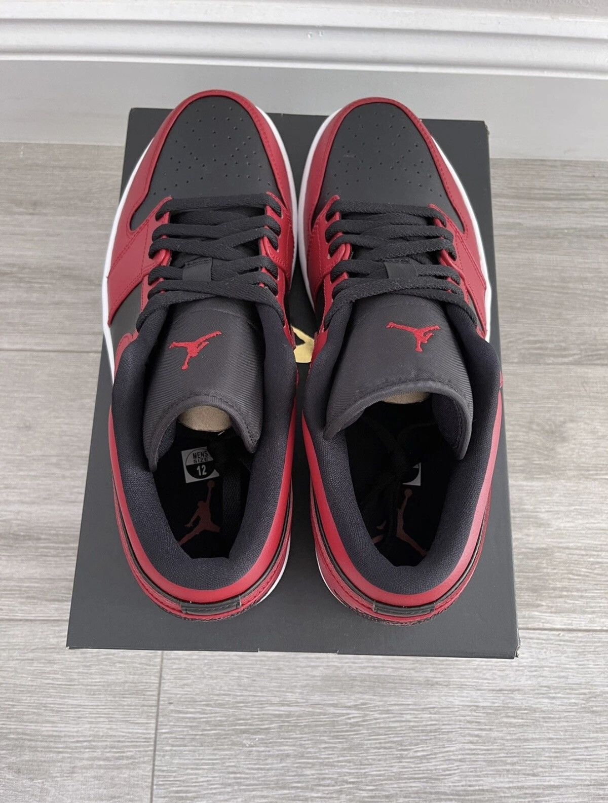Jordan Brand Air Jordan 1 Low Reverse Bred Gym Red Black White Size 12 Size US 12 / EU 45 - 6 Thumbnail