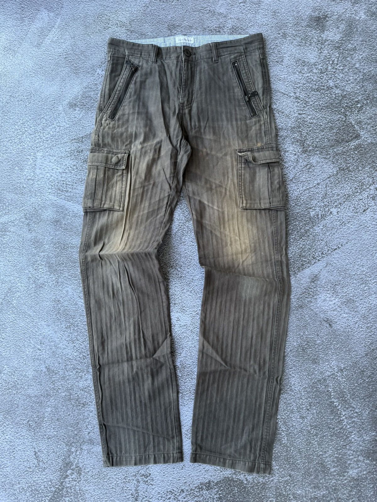 20471120 × Beauty Beast × Japanese Brand LouisChavlon faded cargo pants Ifsixwasnine kmrii style Size US 31 - 2 Thumbnail