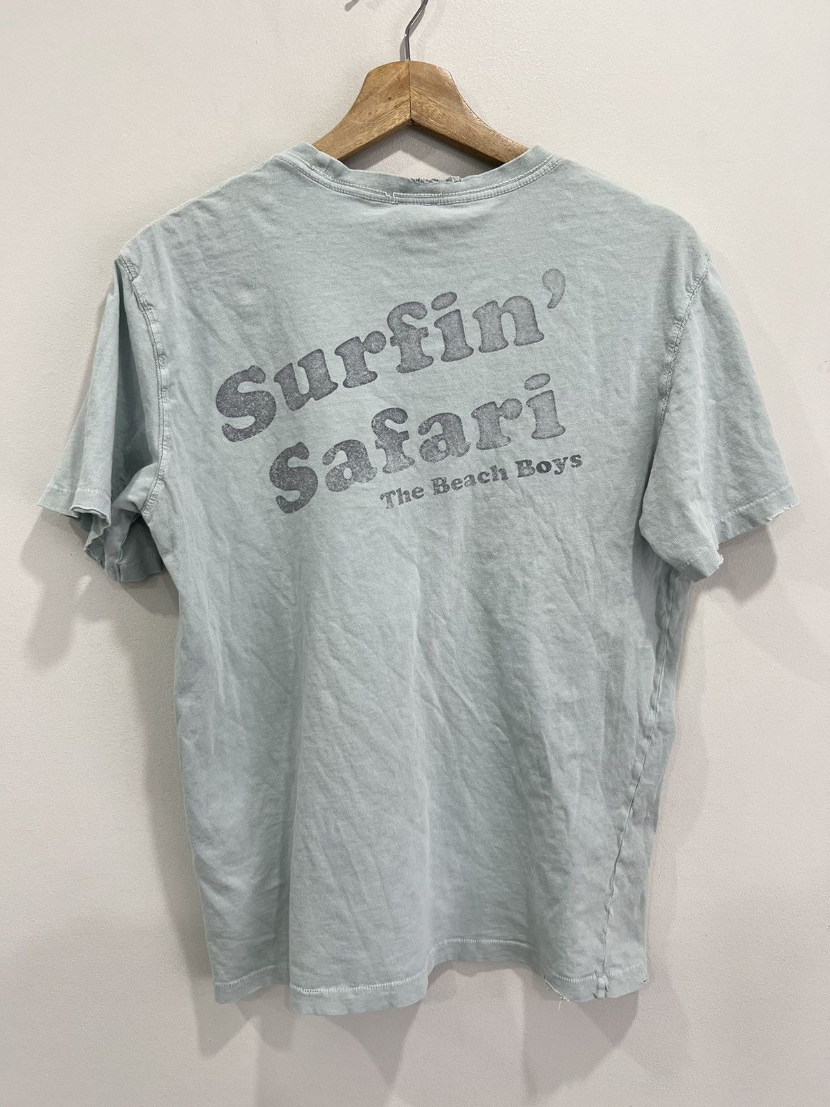 Japanese Brand Vintage Beach Boys Surfin Safari Tee shirt Size US S / EU 44-46 / 1 - 2 Thumbnail