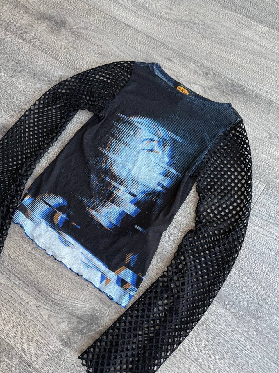 Urban Outfitters Urban Outfitters vintage mesh long sleeve Size S / US 4 / IT 40 - 2 Thumbnail