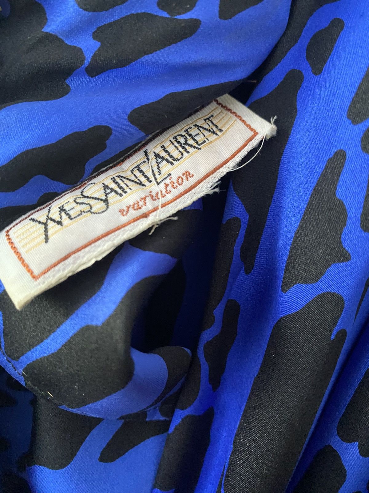 Yves Saint Laurent Yves Saint Laurent Vinatge Size ONE SIZE - 4 Thumbnail