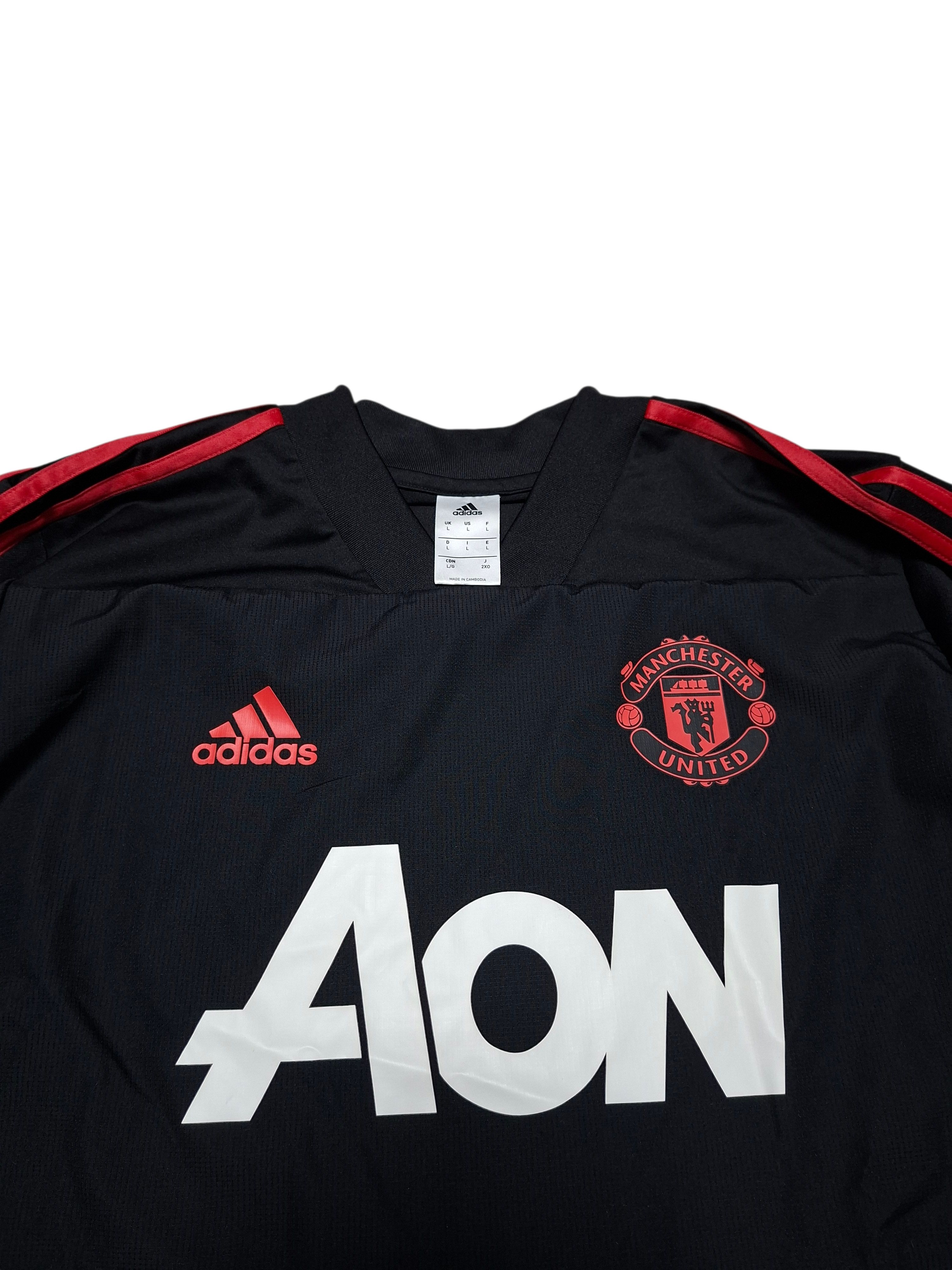 Adidas MANCHESTER UNITED ADIDAS VINTAGE 2018 TRAINING SWEATSHIRT Size US L / EU 52-54 / 3 - 2 Thumbnail