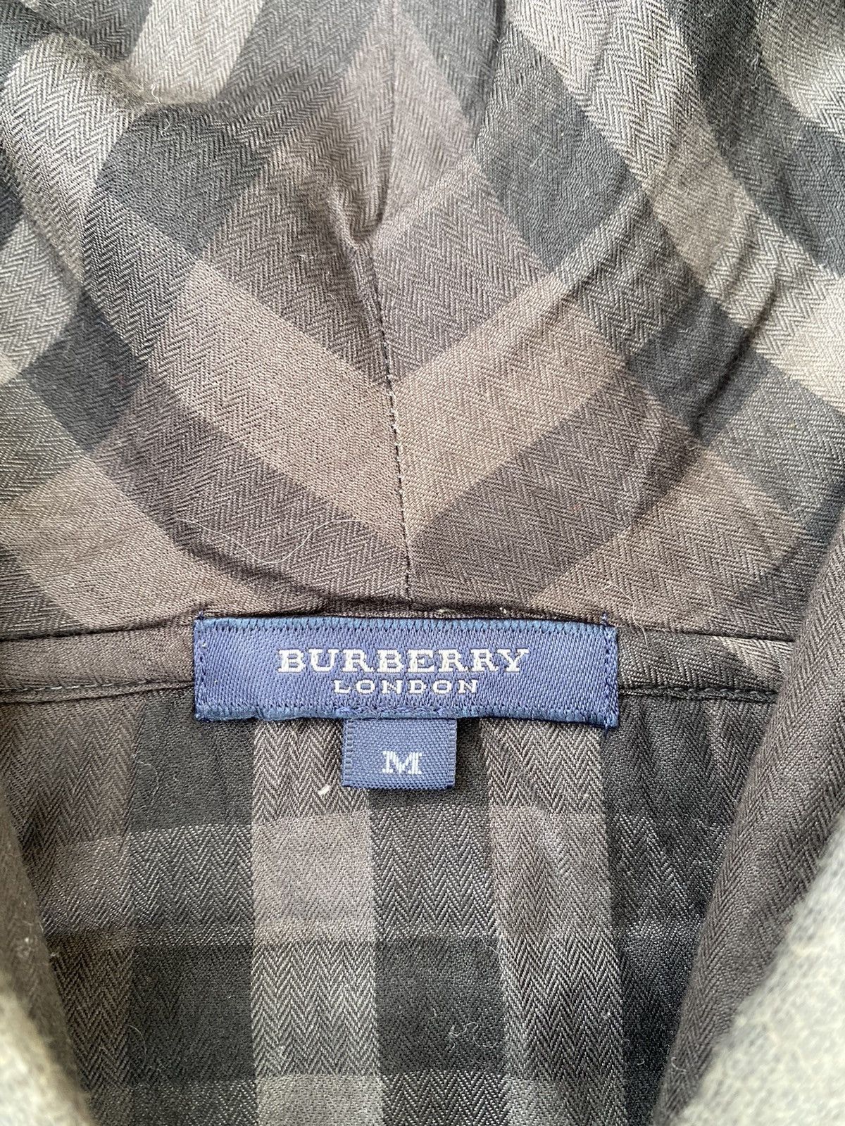Burberry Vintage Burberry Zip Up Faded Hoodie Size US M / EU 48-50 / 2 - 6 Thumbnail
