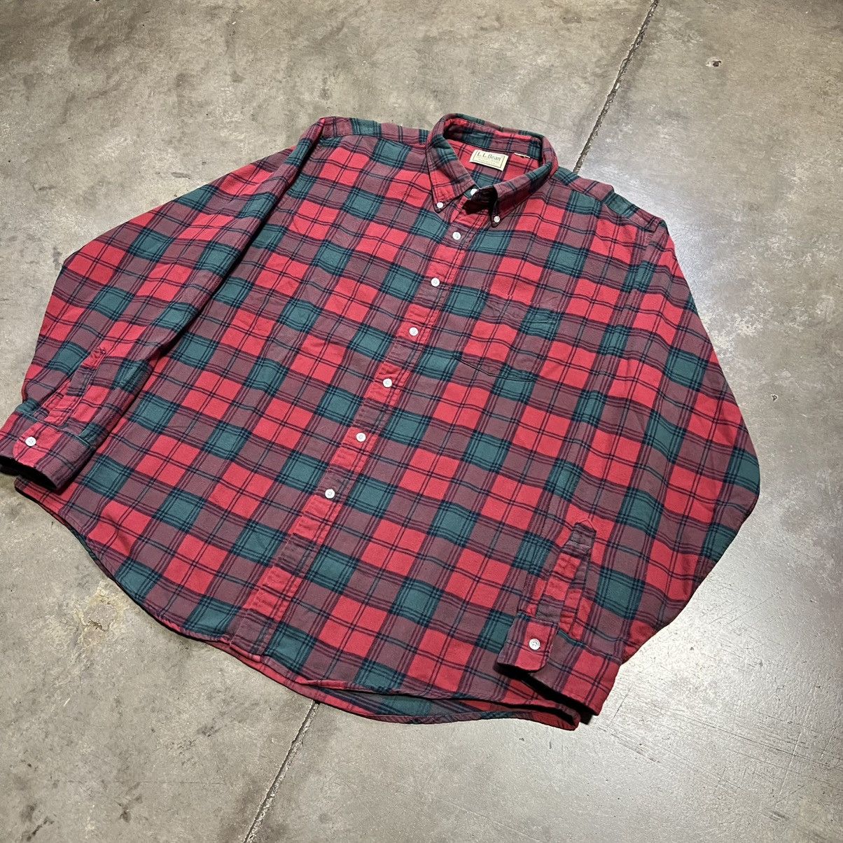 L.L. Bean Vintage LL Bean Plaid Flannel Shirt Button Up Outdoor Hiking Size US XL / EU 56 / 4 - 2 Thumbnail