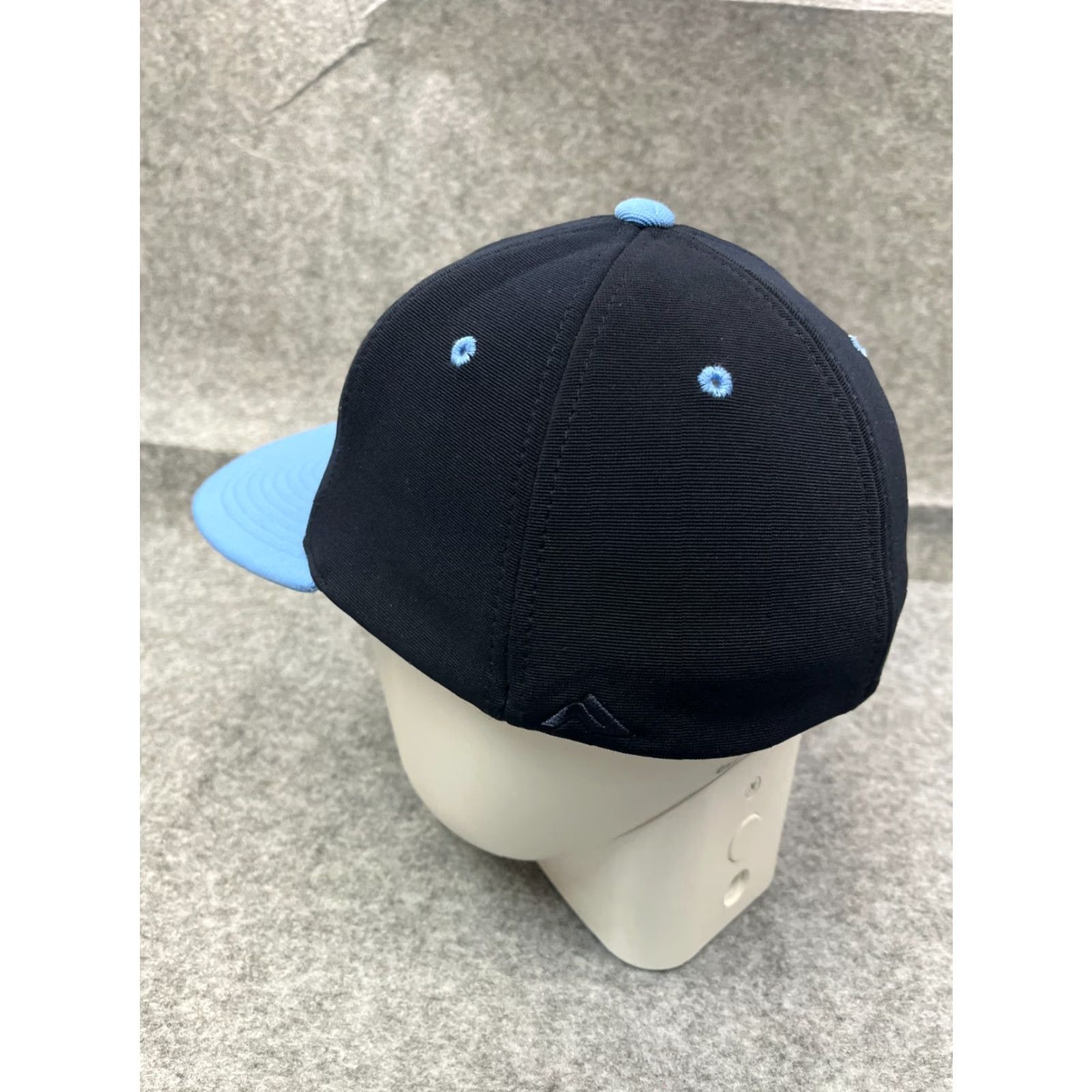 Vintage VINTAGE Pacific Headwear Hat Cap Fitted Adult 7 3/8 Blue Black Polyester Blend Logo G Dome Baseball Cap Mens Size ONE SIZE - 5 Thumbnail