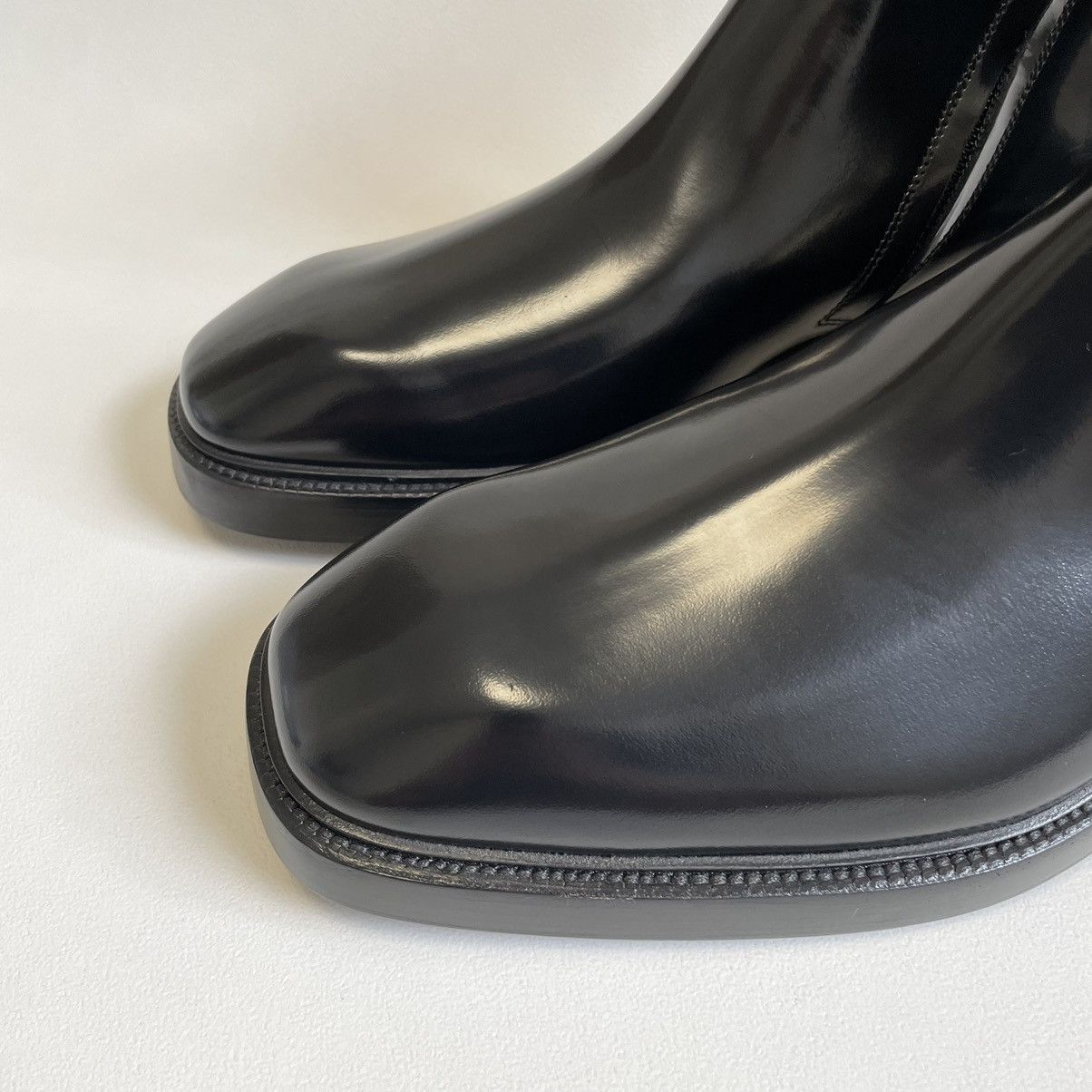 Balenciaga Black Leather ‘LED Curve’ Light Up Boots Size US 9 / EU 42 - 4 Thumbnail