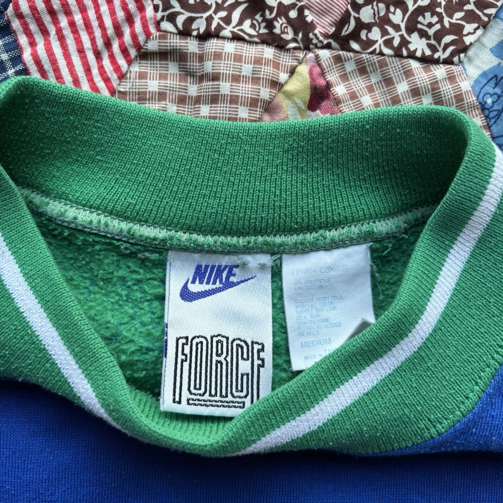 Nike Rare Vintage Nike Force Basketball Crewneck Size US M / EU 48-50 / 2 - 3 Thumbnail